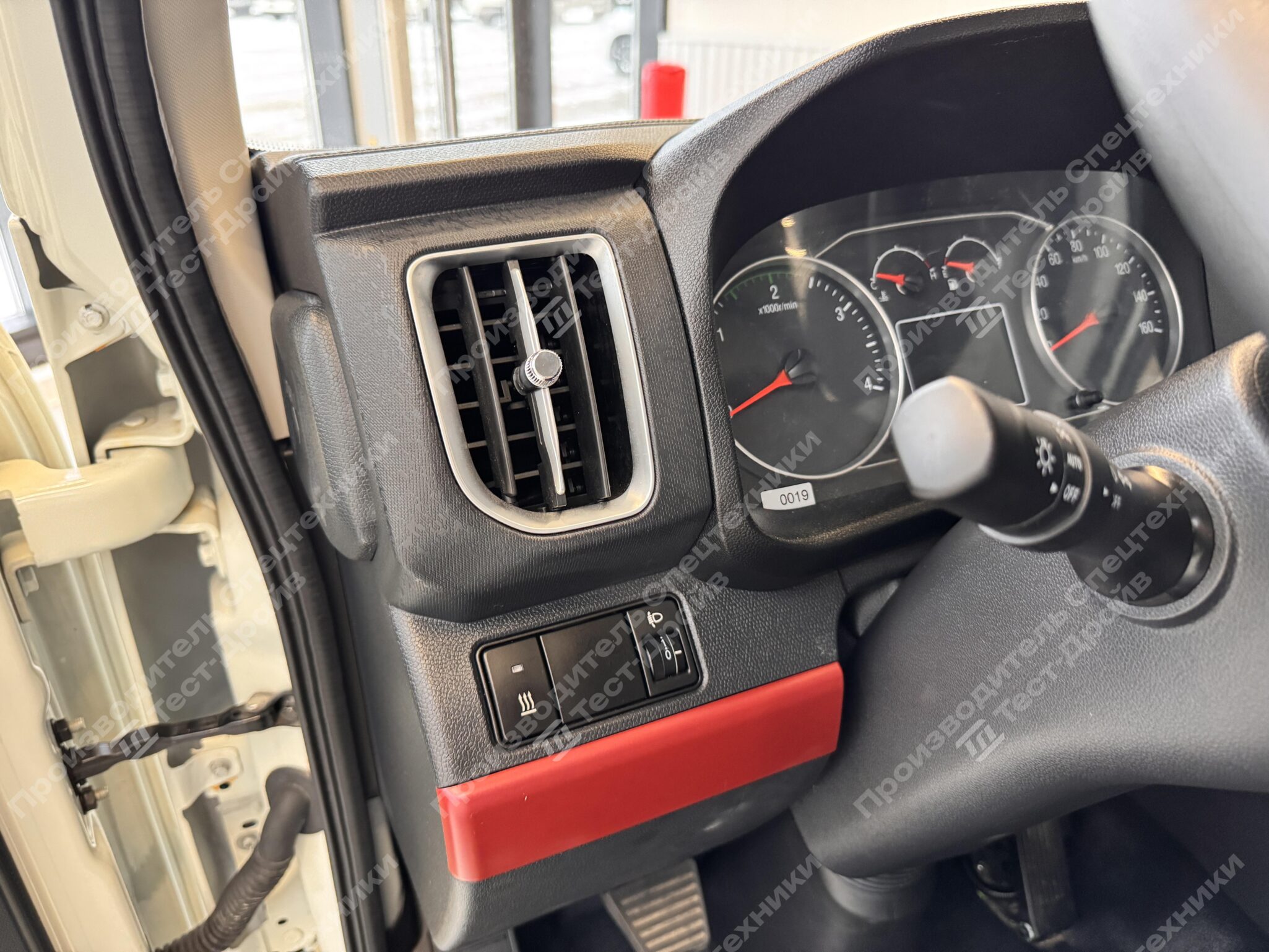 Изотермический Forland 4x2 Фото №22