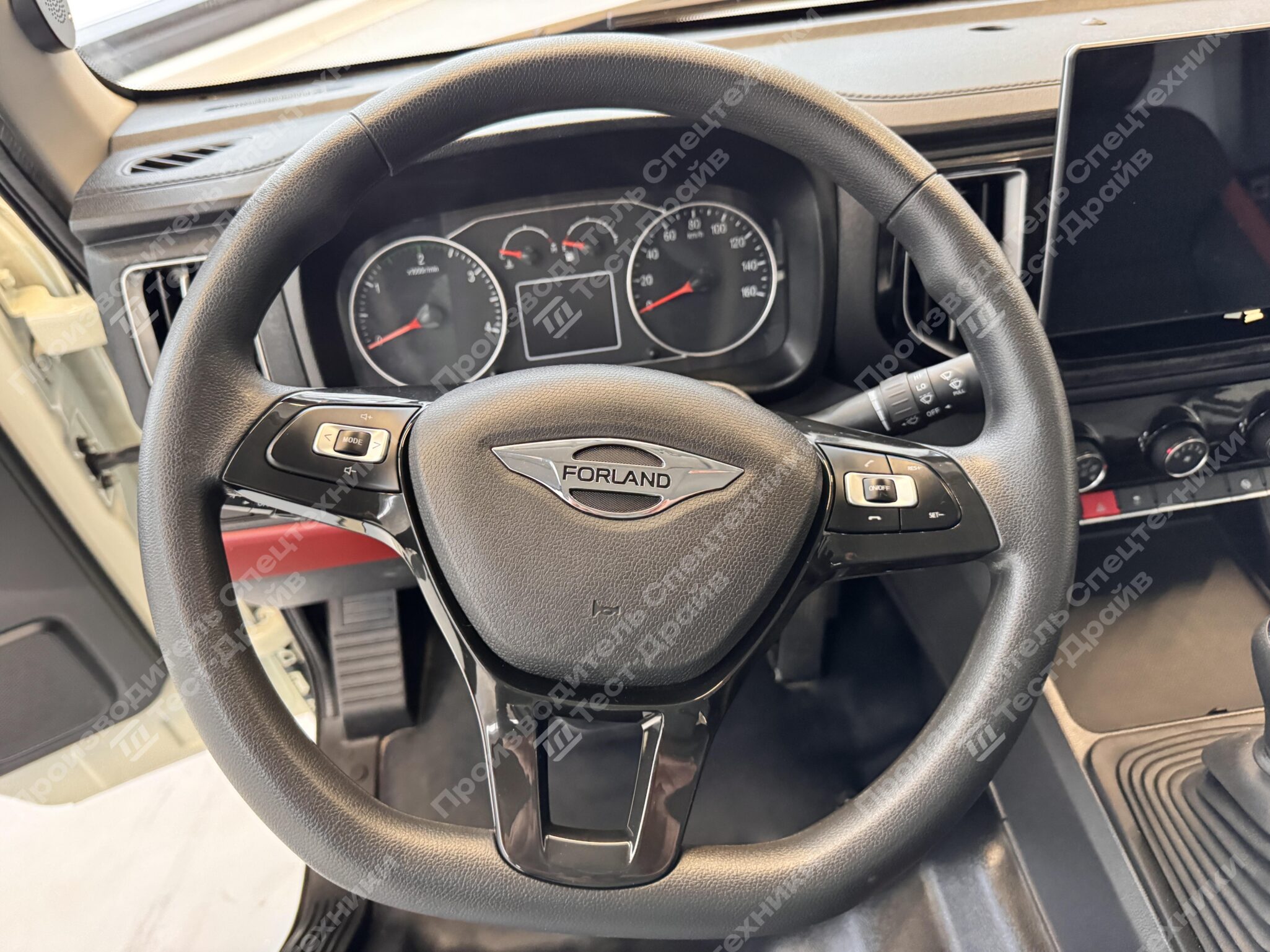 Изотермический Forland 4x2 Фото №19