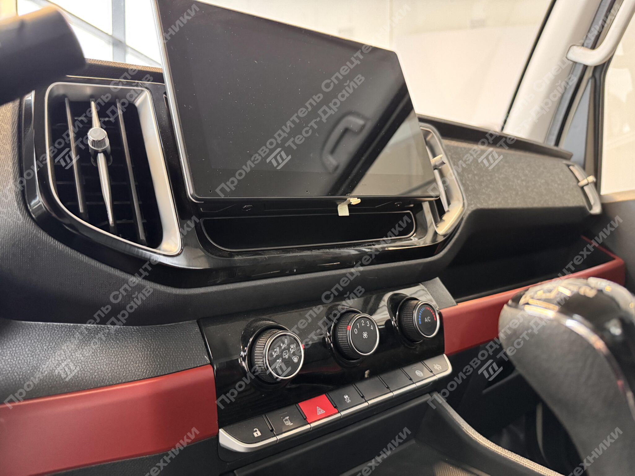 Изотермический Forland 4x2 Фото №14