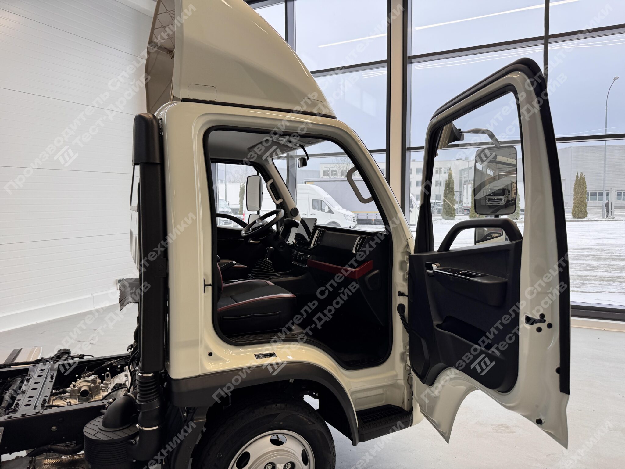 Изотермический Forland 4x2 Фото №16