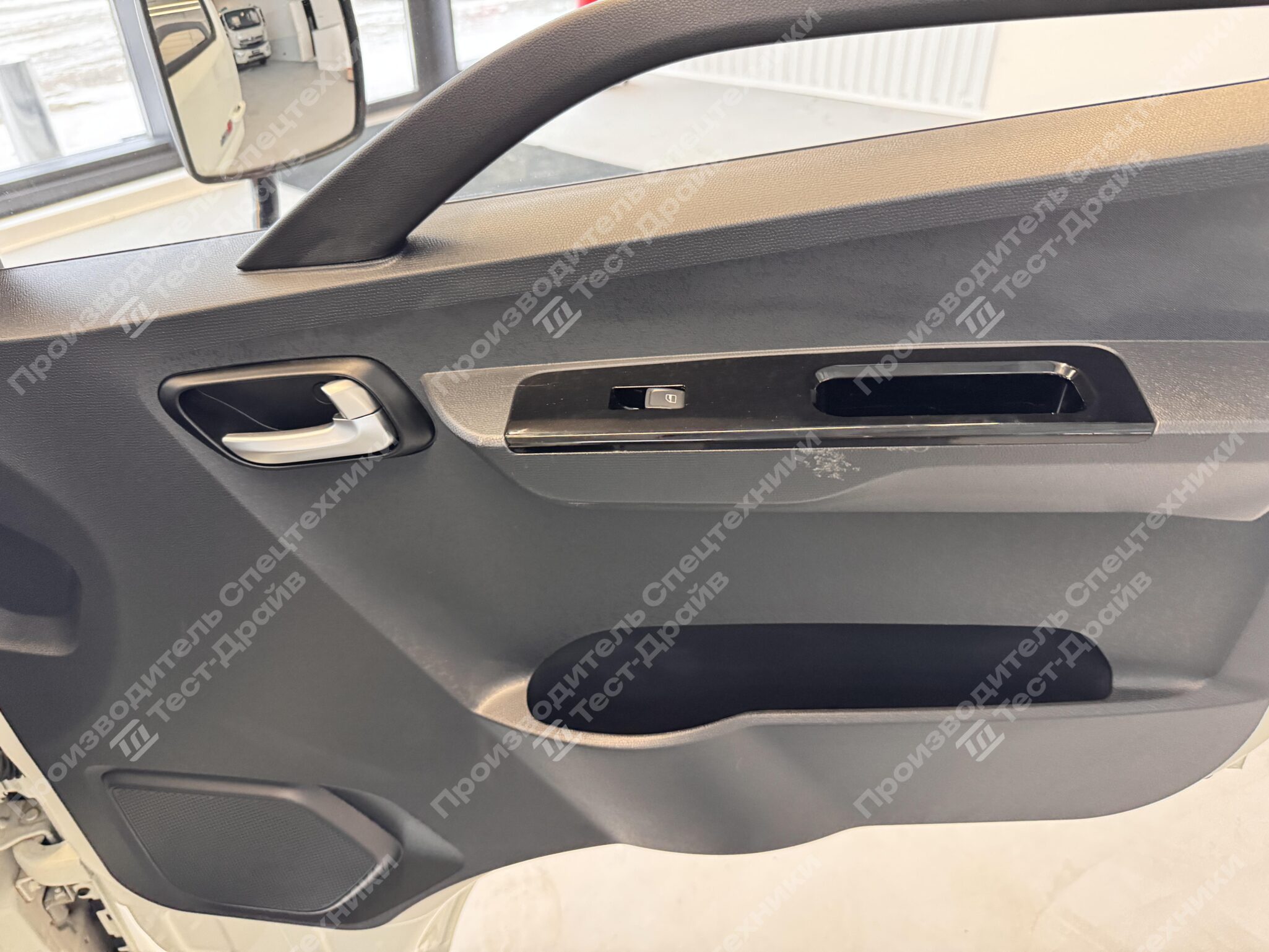 Изотермический Forland 4x2 Фото №17