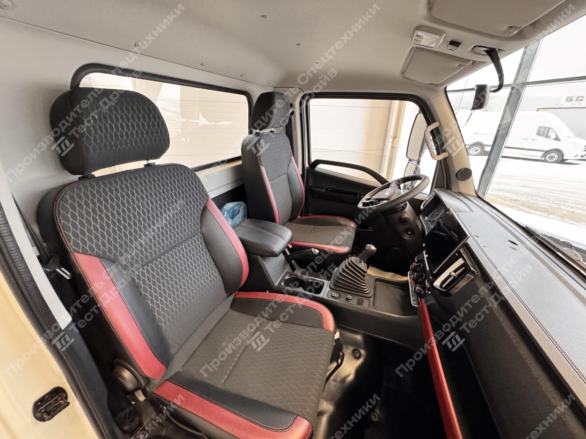 Изотермический Forland 4x2 Фото №13