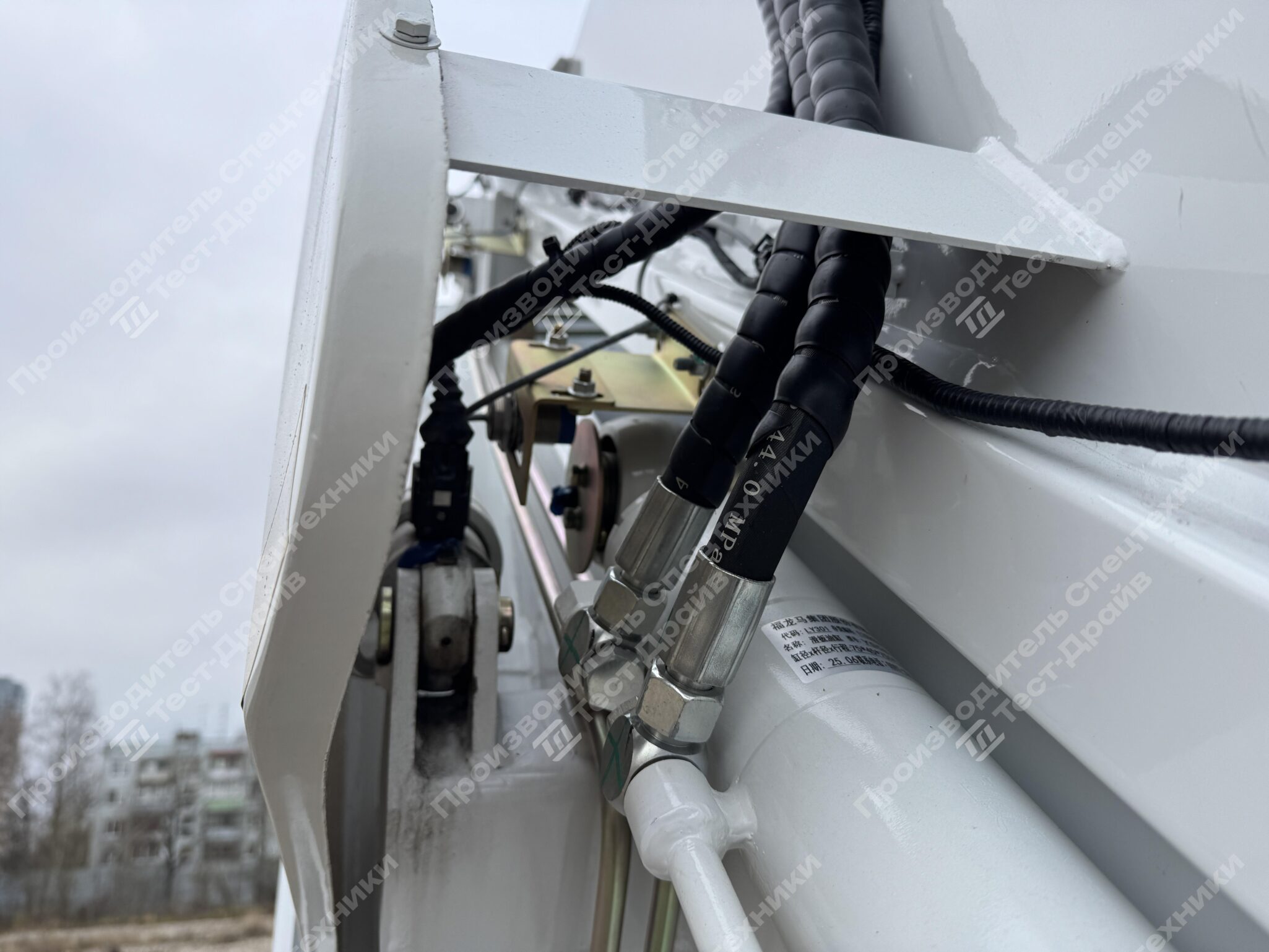 Мусоровоз JAC N120 4x2 Фото №6