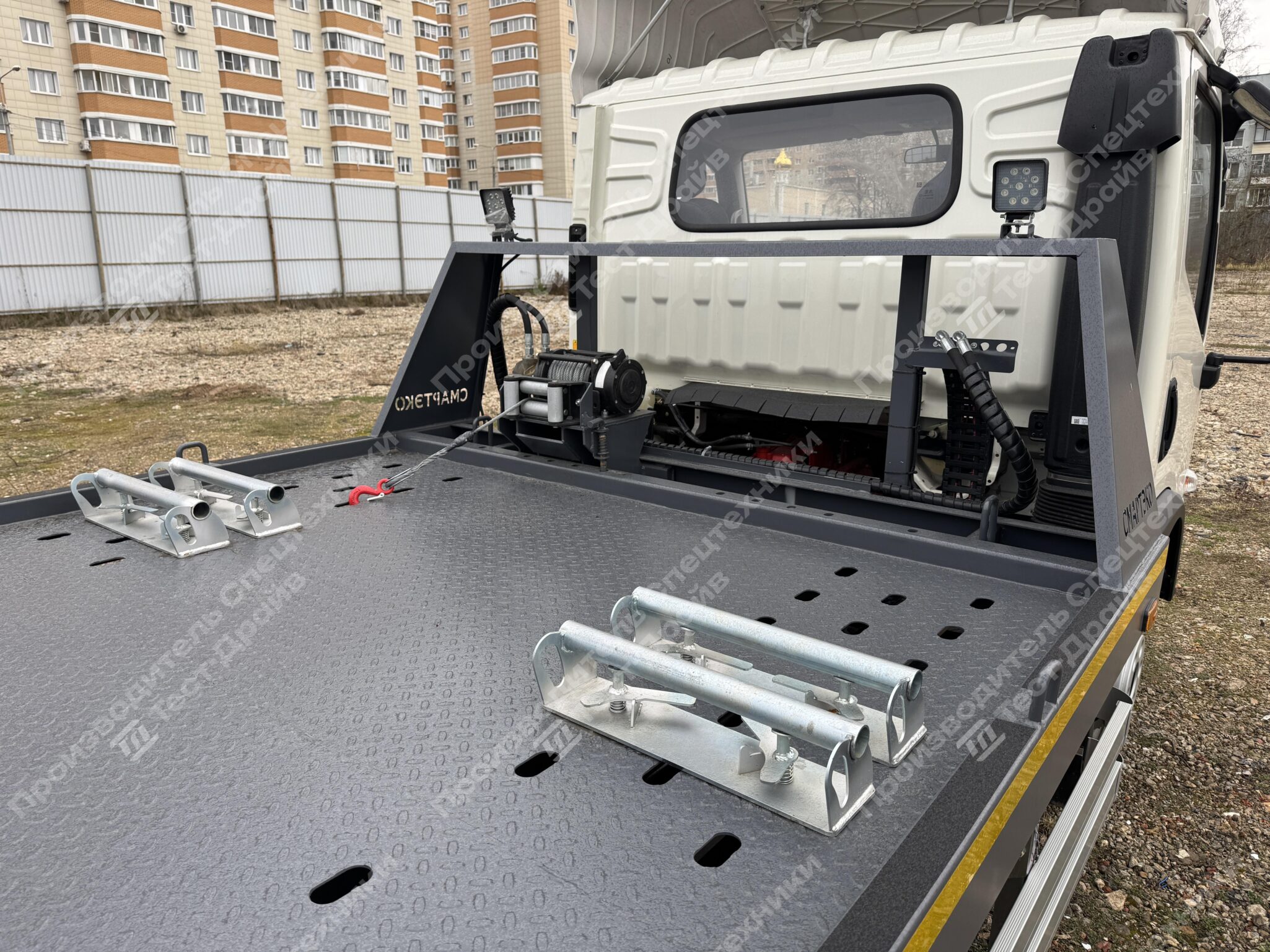 Эвакуатор Forland 8 4x2 Фото №5