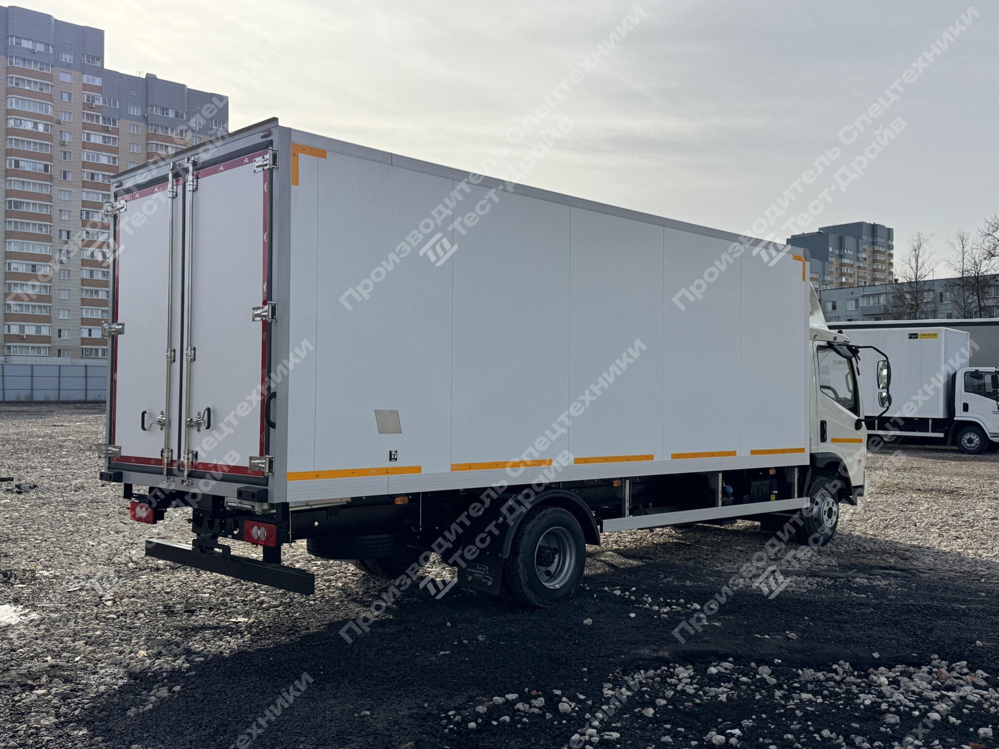Изотермический фургон Forland 8 4x2 Фото №5