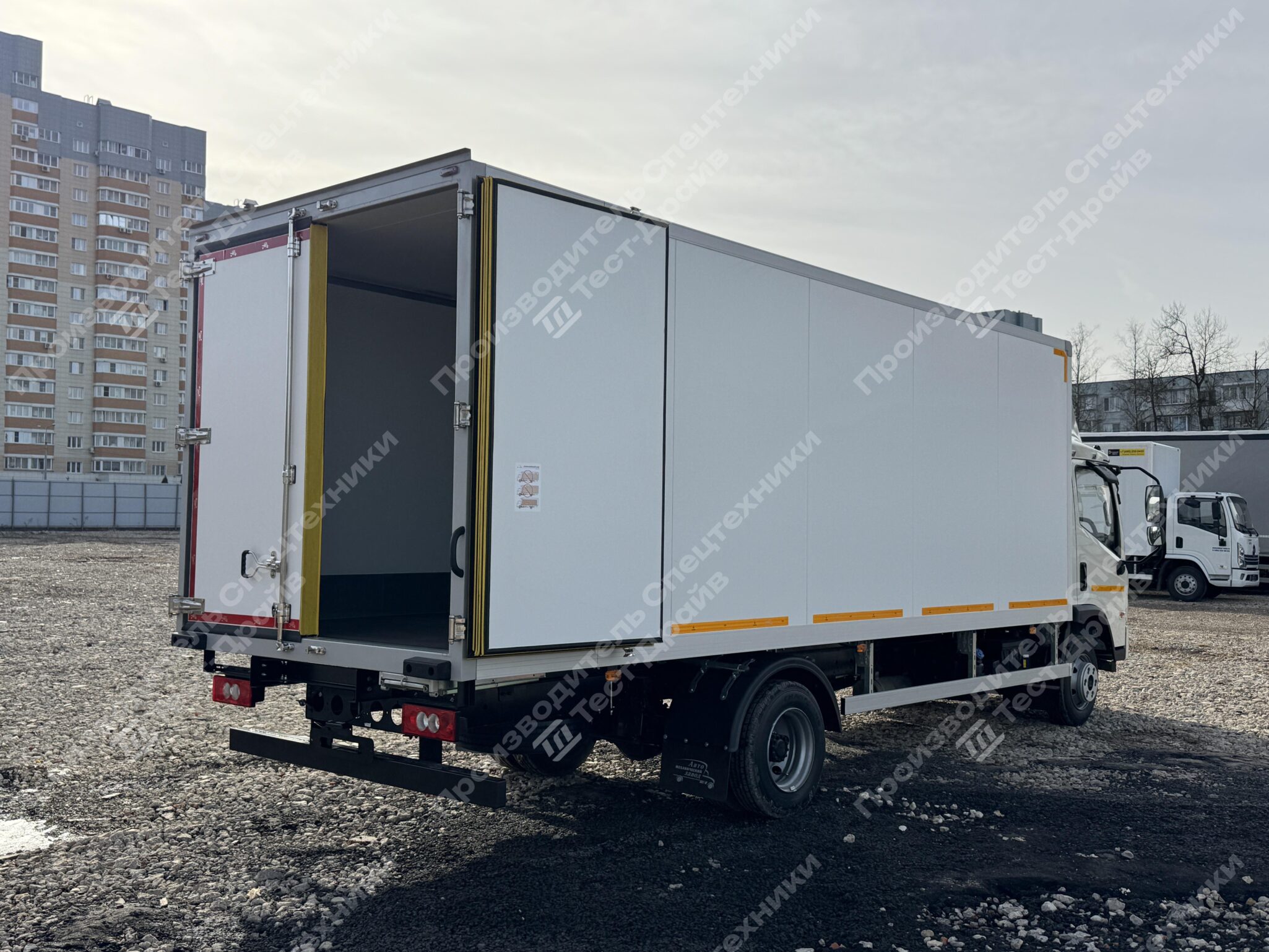Изотермический фургон Forland 8 4x2 Фото №7