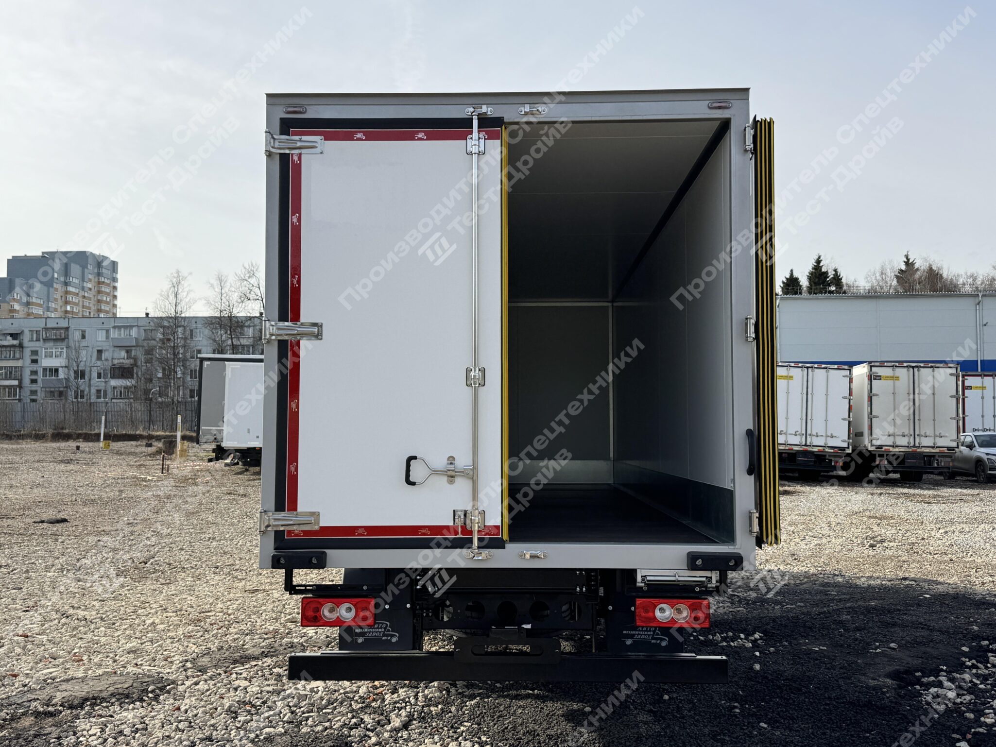 Изотермический фургон Forland 8 4x2 Фото №14