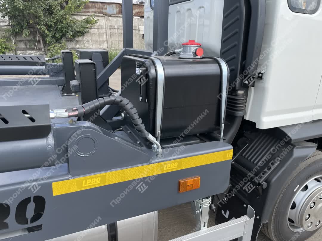 Бункеровоз JAC N120 4x2 Фото №16