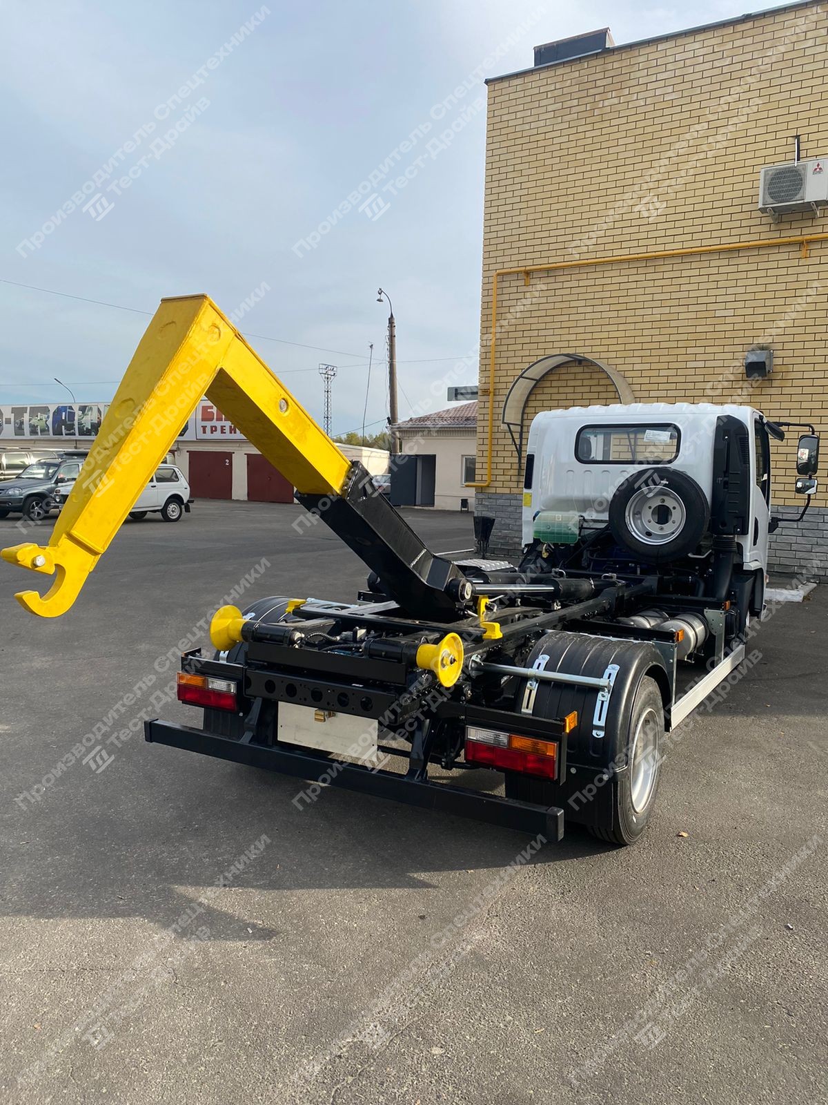 Мультилифт SDAC YTQ1080KJ331 4x2 PALFINGER MT5 PI-SZ 01НА Фото №2