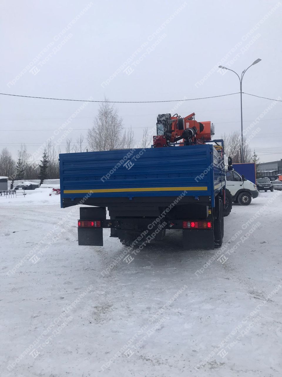 Бортовой Урал NEXT 4320 6x6 с КМУ Hangil HGC 976 и буровым оборудованием Фото №5