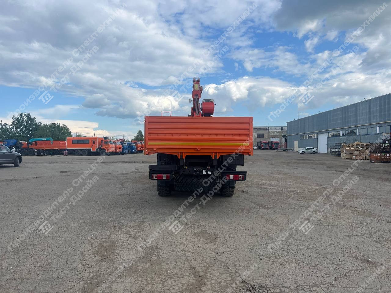 Бортовой КамАЗ-43118 6x6 с КМУ Prosper PR706 Фото №6