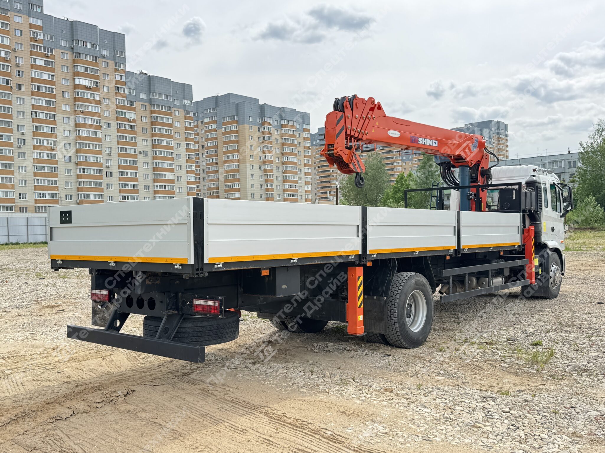 Бортовой JAC N180 6x4 с КМУ SHIMEI KTS-SK8E5 Фото №7