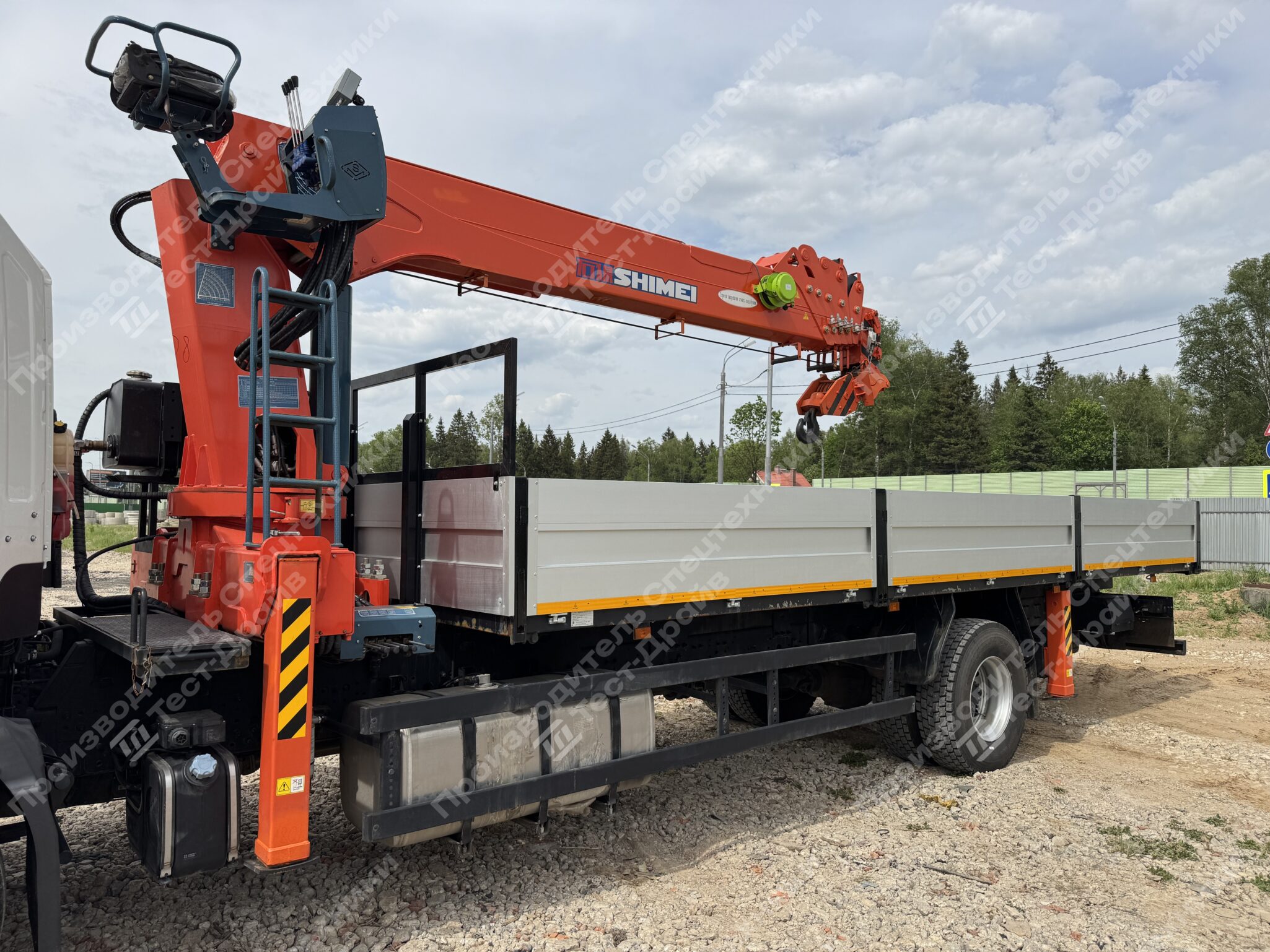 Бортовой JAC N180 6x4 с КМУ SHIMEI KTS-SK8E5 Фото №14