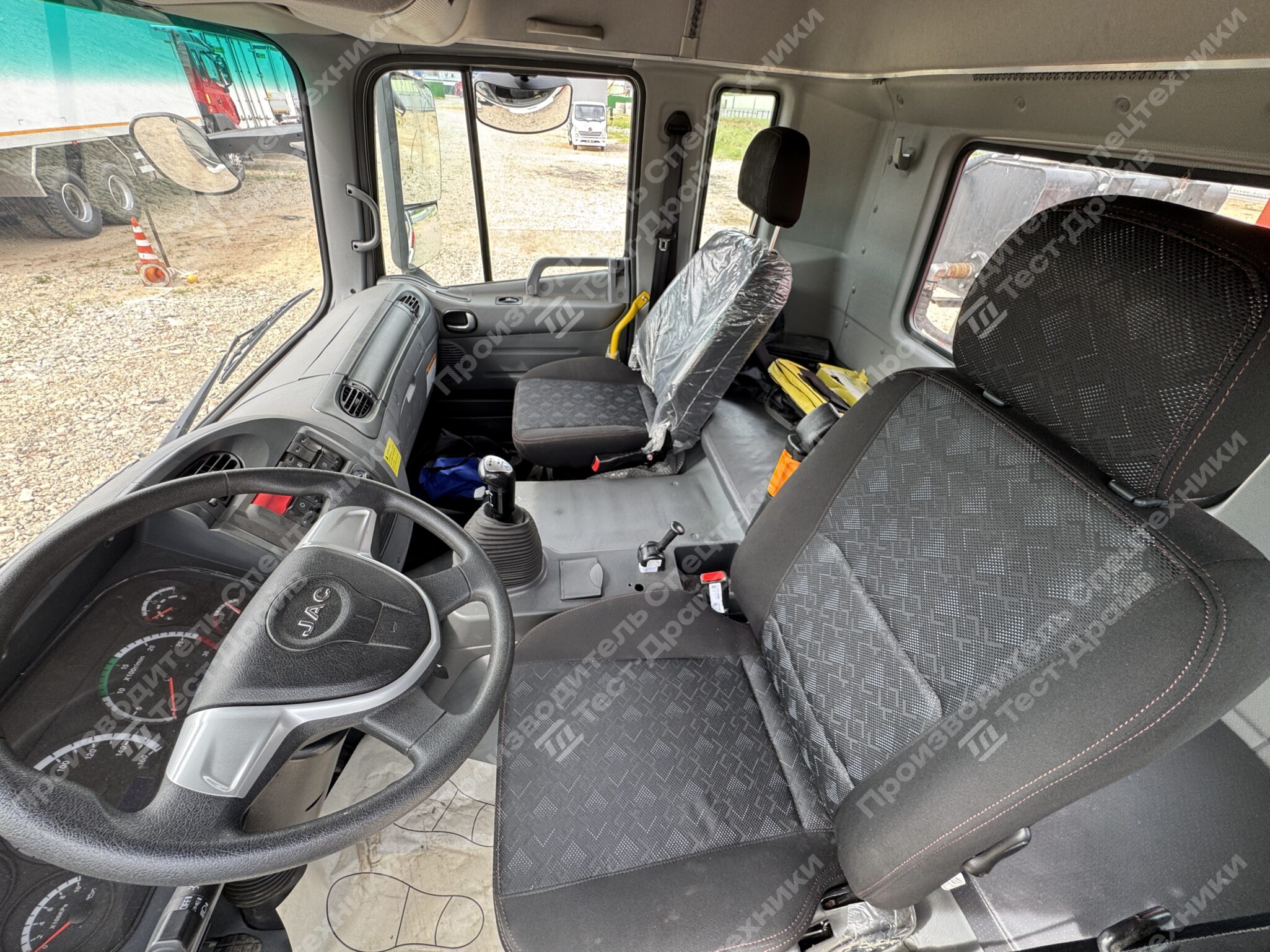 Бортовой JAC N180 6x4 с КМУ SHIMEI KTS-SK8E5 Фото №21