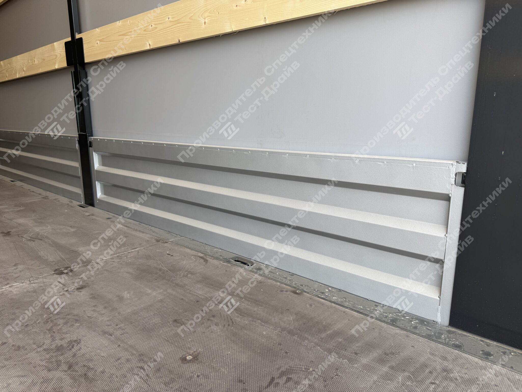 Шторно-бортовой JAC N90 6x2 Фото №10