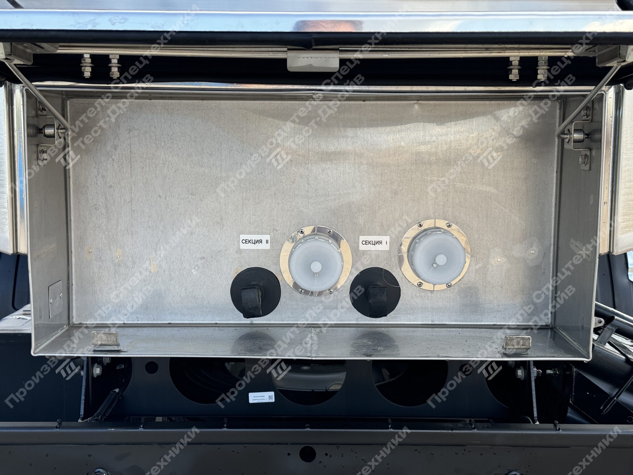 Пищевая цистерна JAC N90 4x2 Фото №13