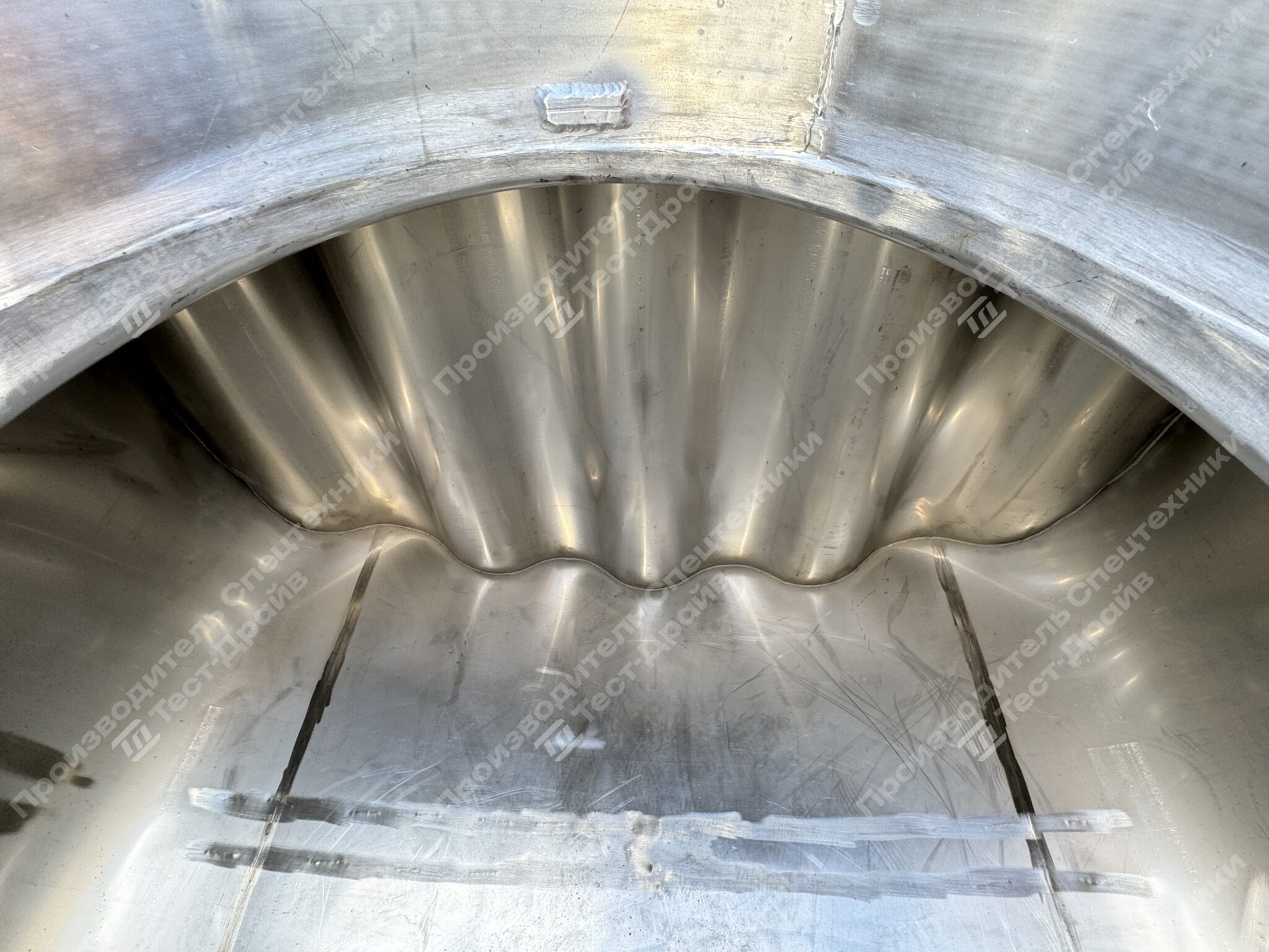 Пищевая цистерна JAC N90 4x2 Фото №31