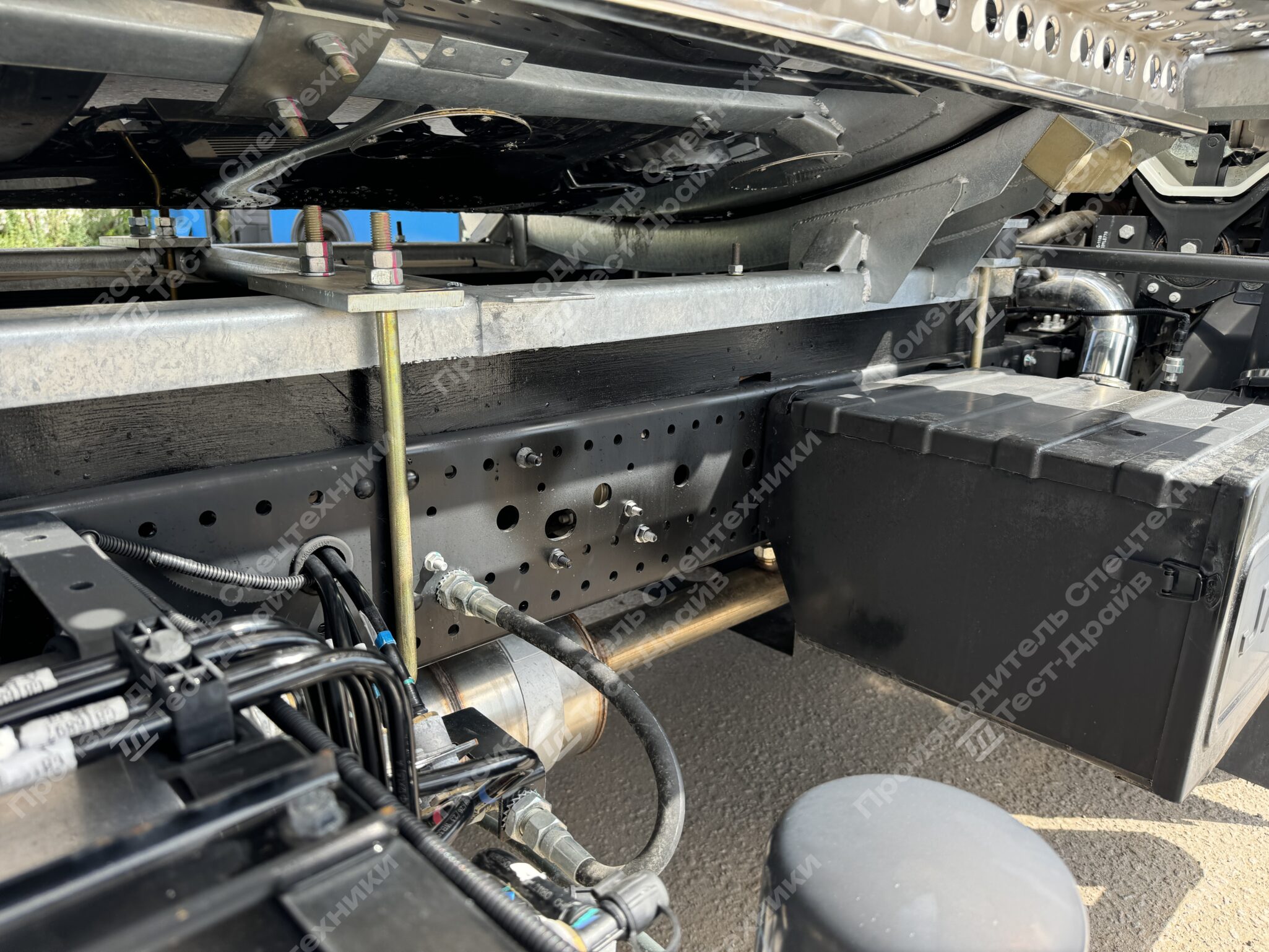 Пищевая цистерна JAC N90 4x2 Фото №39