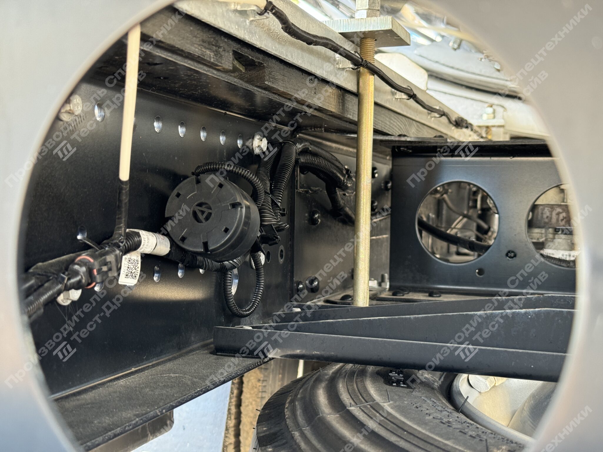 Пищевая цистерна JAC N90 4x2 Фото №40