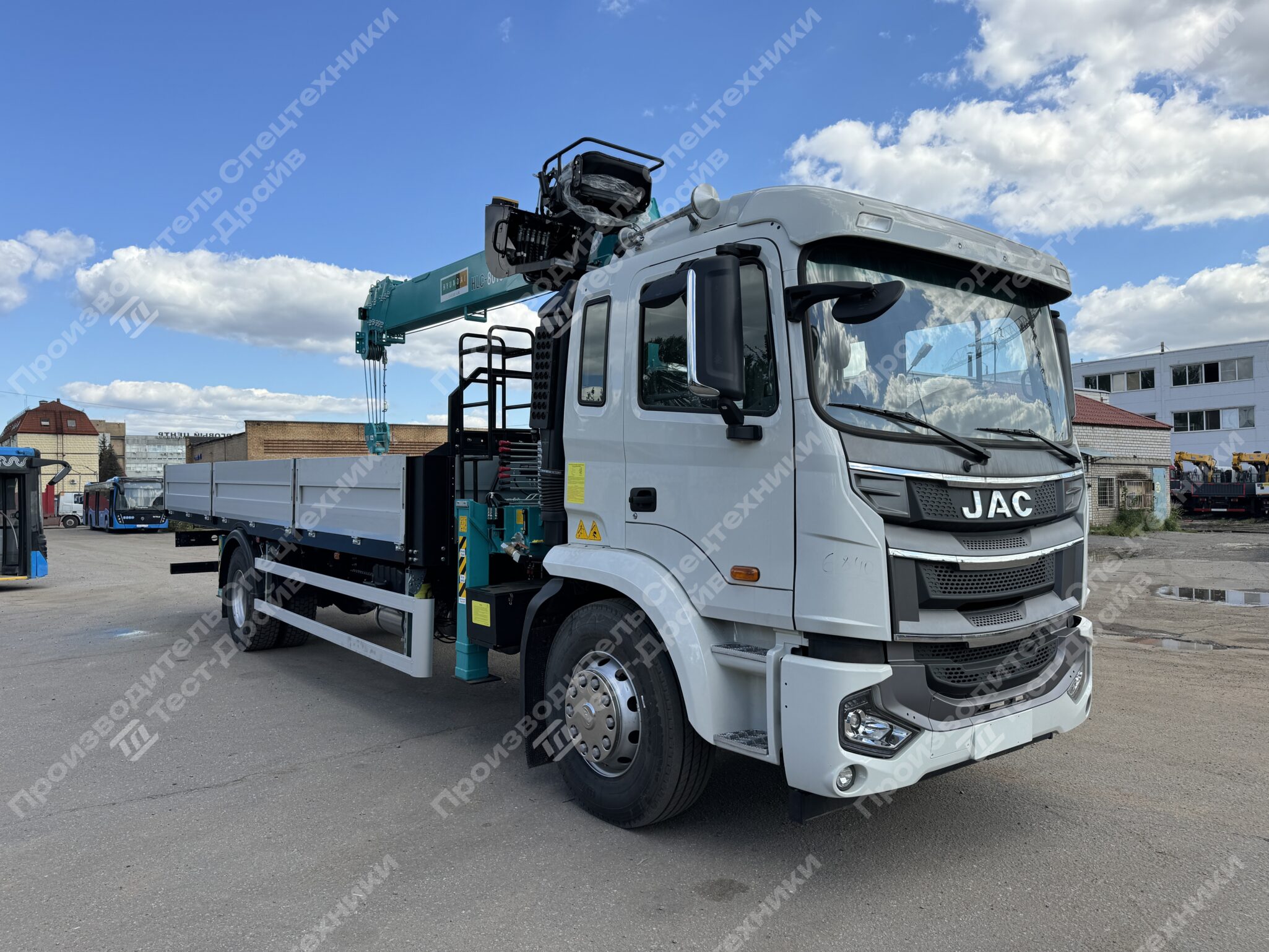 Бортовой JAC N200L 6x4 с КМУ HKTC HLC 8016 Фото №12