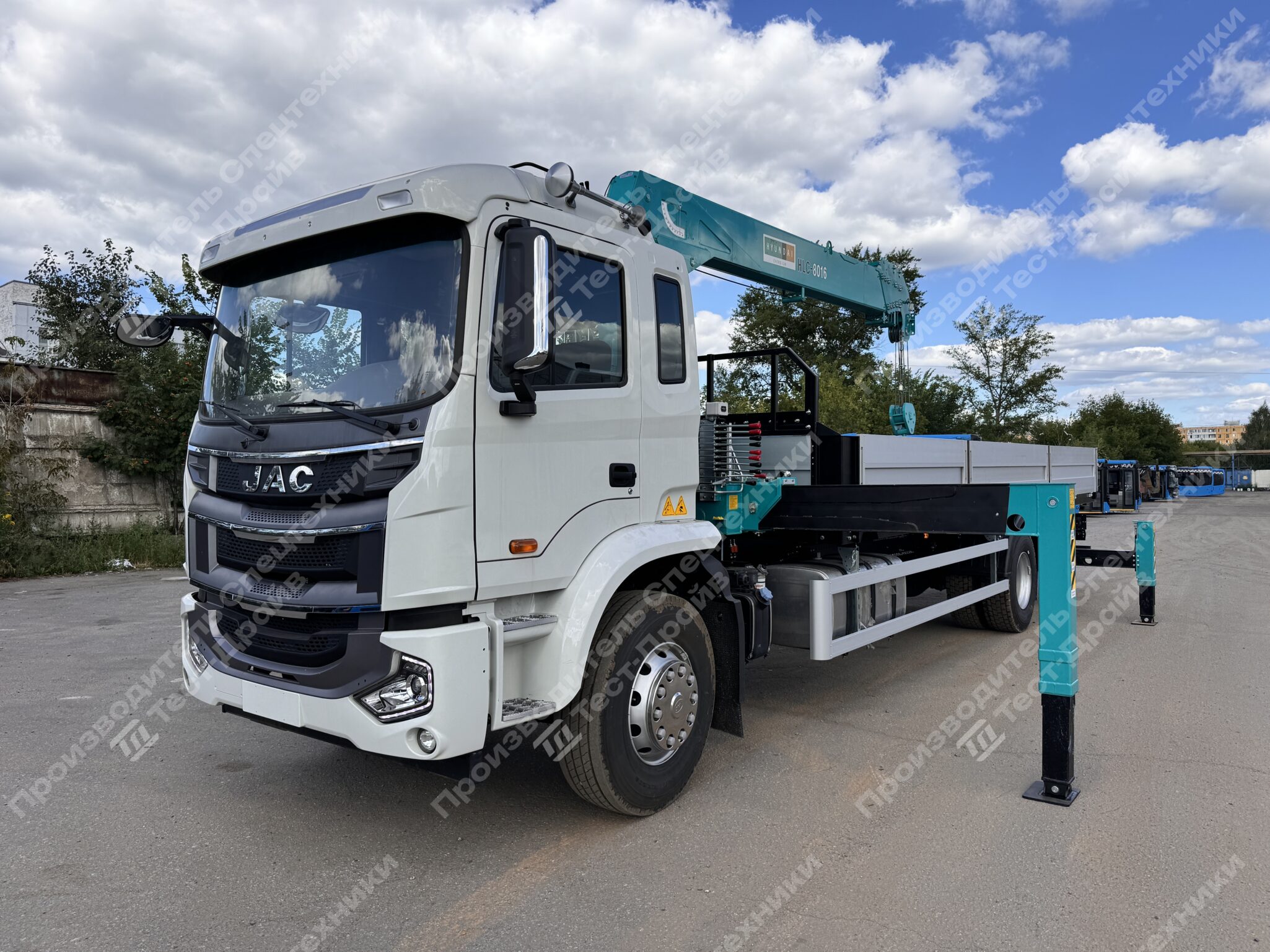 Бортовой JAC N200L 6x4 с КМУ HKTC HLC 8016 Фото №17