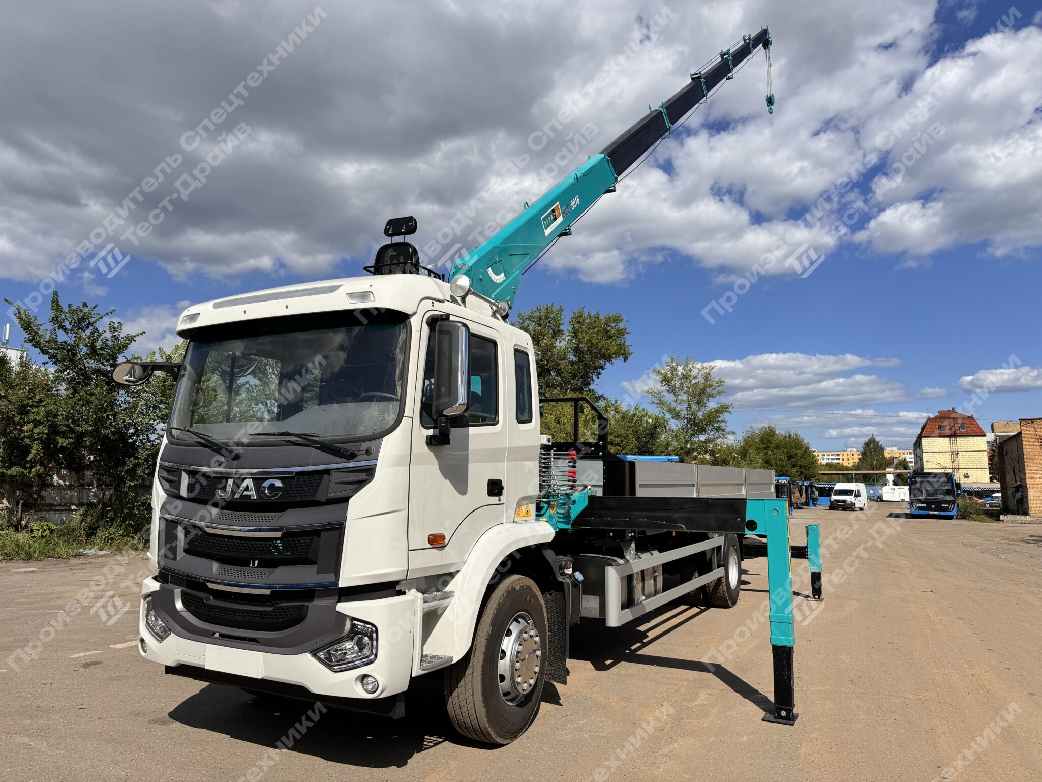 Бортовой JAC N200L 6x4 с КМУ HKTC HLC 8016 Фото №23