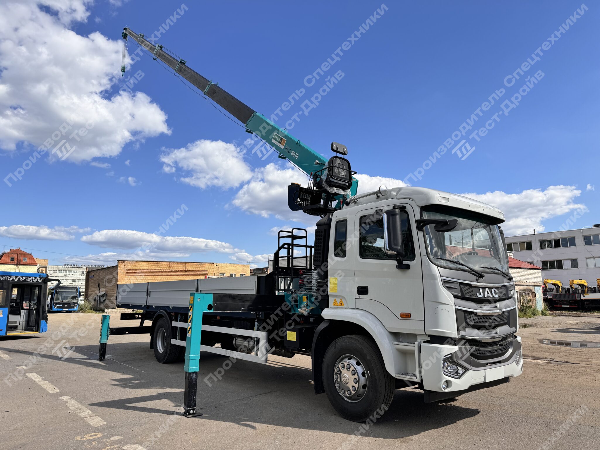 Бортовой JAC N200L 6x4 с КМУ HKTC HLC 8016 Фото №28