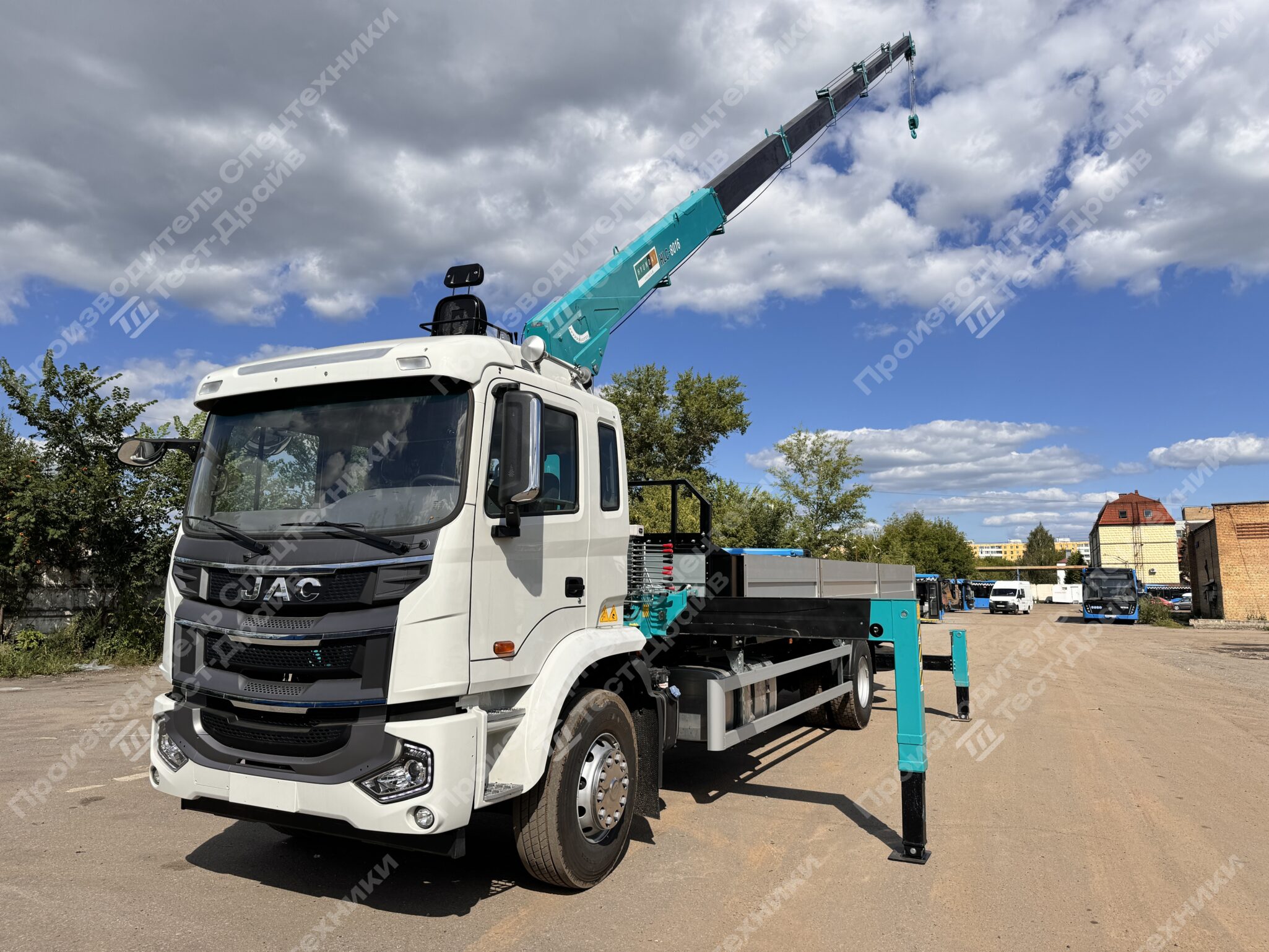 Бортовой JAC N200L 6x4 с КМУ HKTC HLC 8016 Фото №29