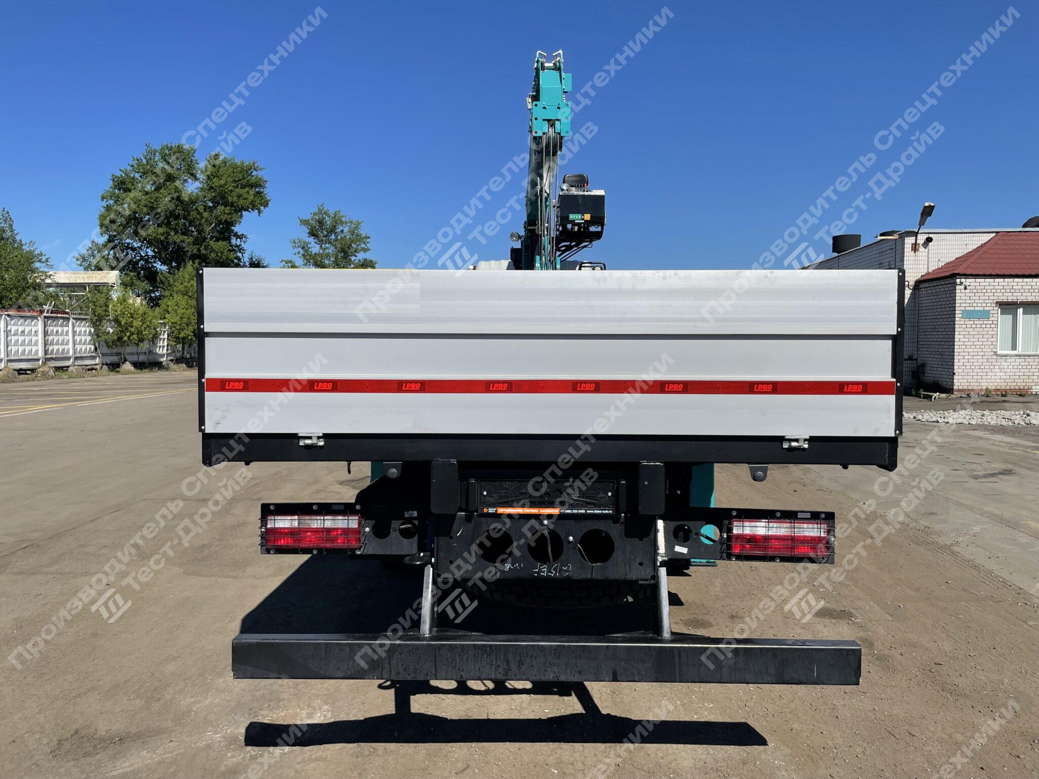 Бортовой JAC N180 6x4 с КМУ HKTC HLC 7016 Фото №4