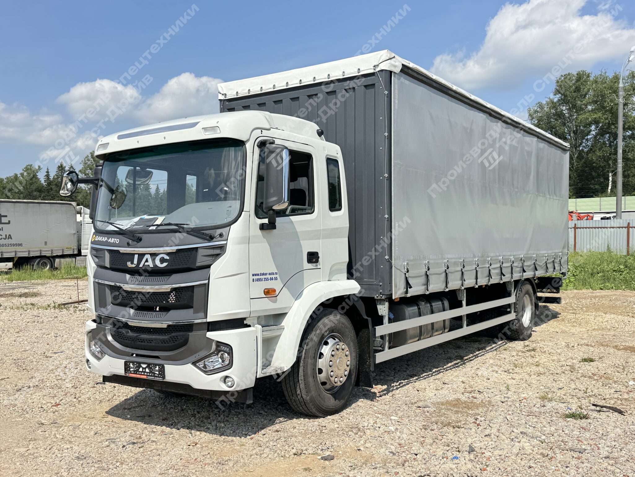 Шторно-бортовой JAC N200 6x2 с платформой Фото №3