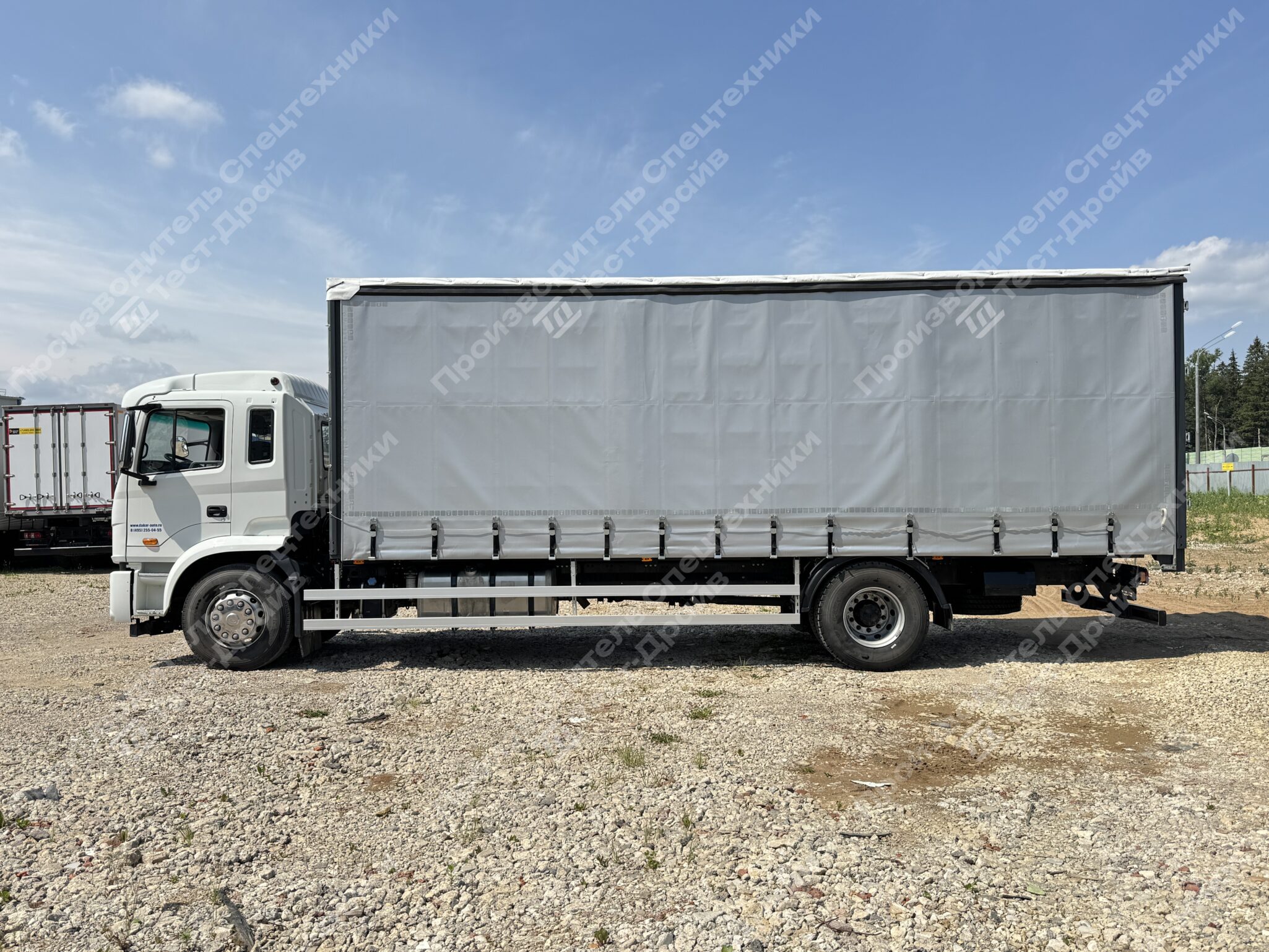 Шторно-бортовой JAC N200 6x2 с платформой Фото №5