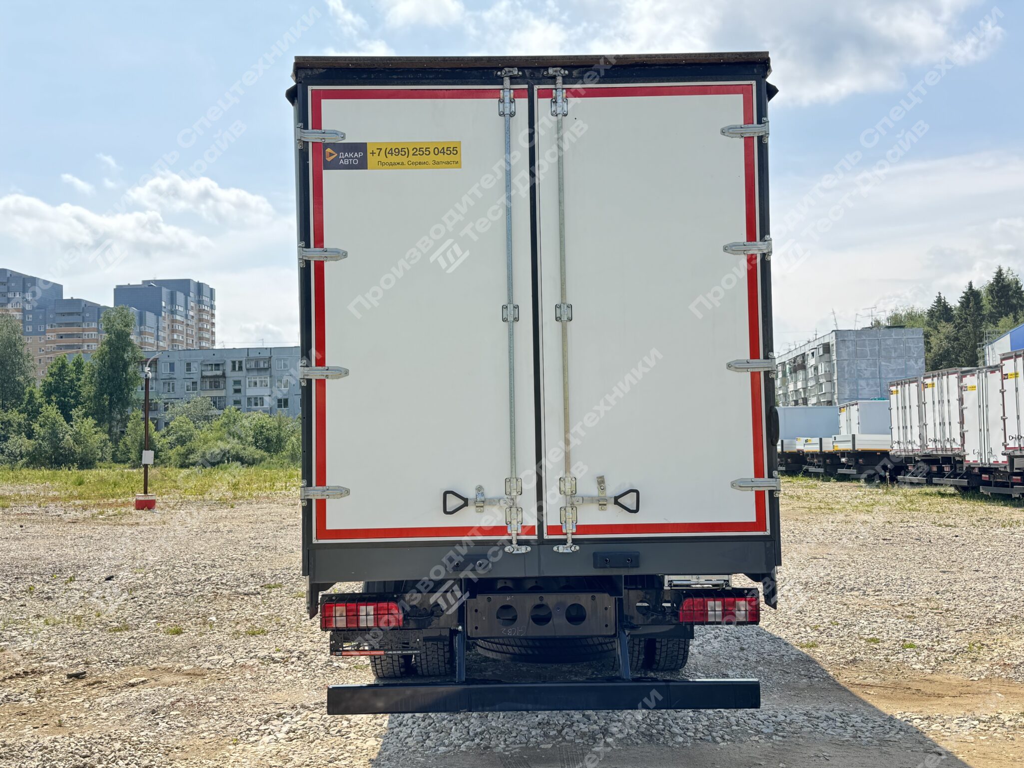 Шторно-бортовой JAC N200 6x2 с платформой Фото №7