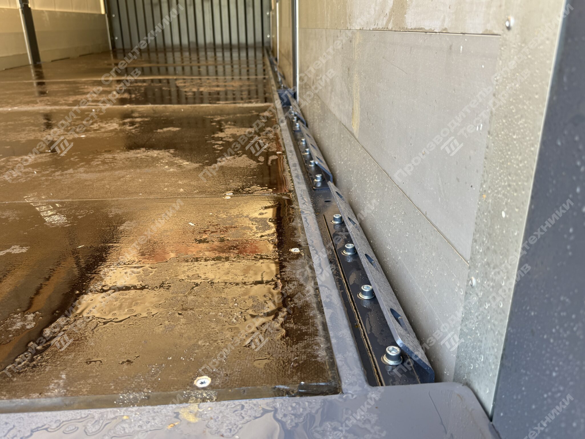 Шторно-бортовой JAC N200 6x2 с платформой Фото №19