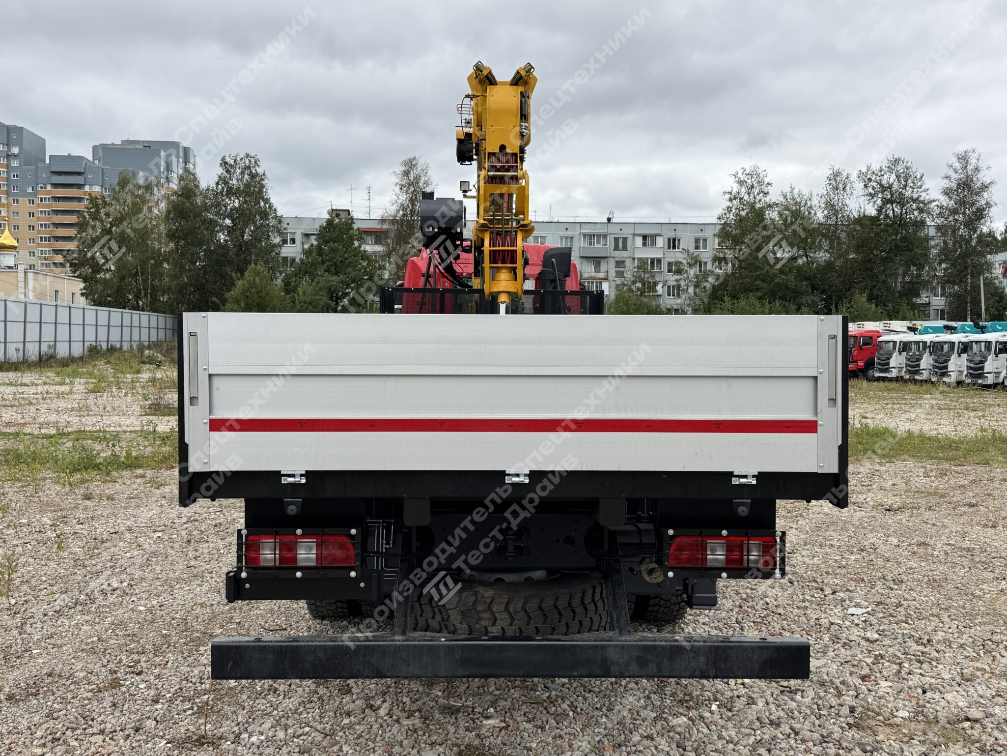 Бортовой с КМУ XCMG SQS 350 JAC N410 8x4 Фото №5