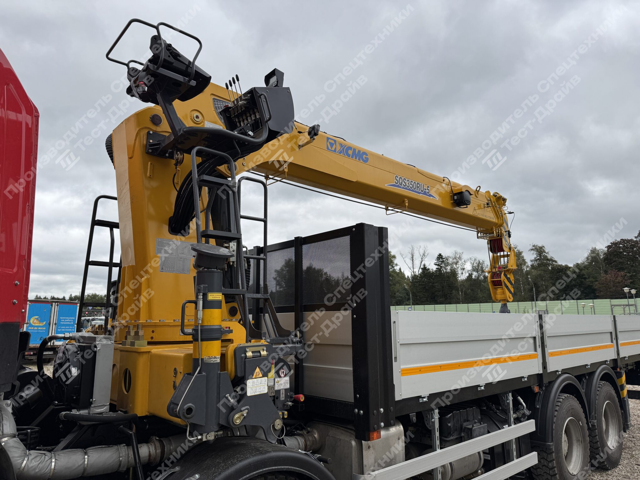 Бортовой с КМУ XCMG SQS 350 JAC N410 8x4 Фото №9