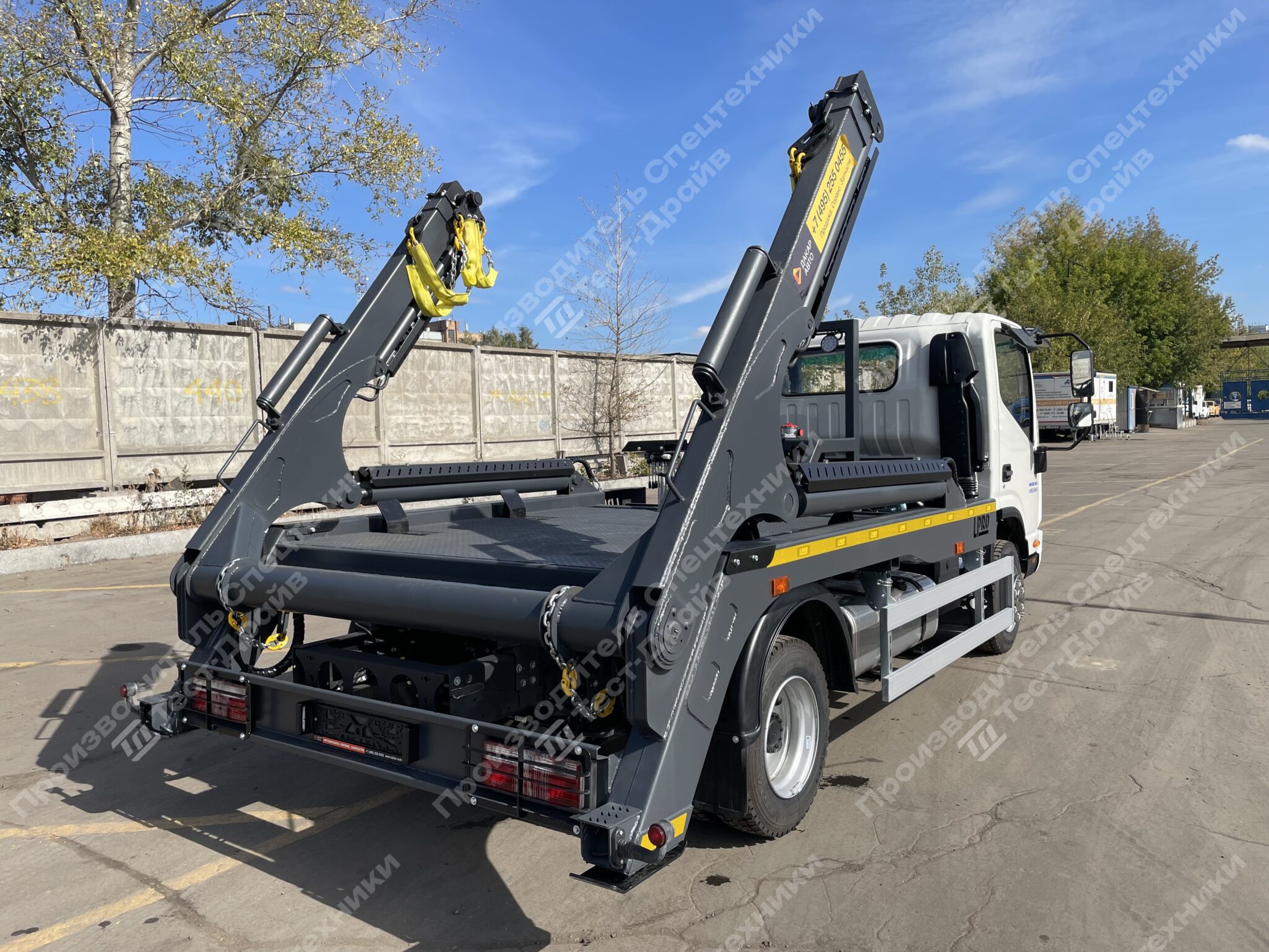 Бункеровоз JAC N90 4x2 с выдвижными телескопическими секциями Фото №8