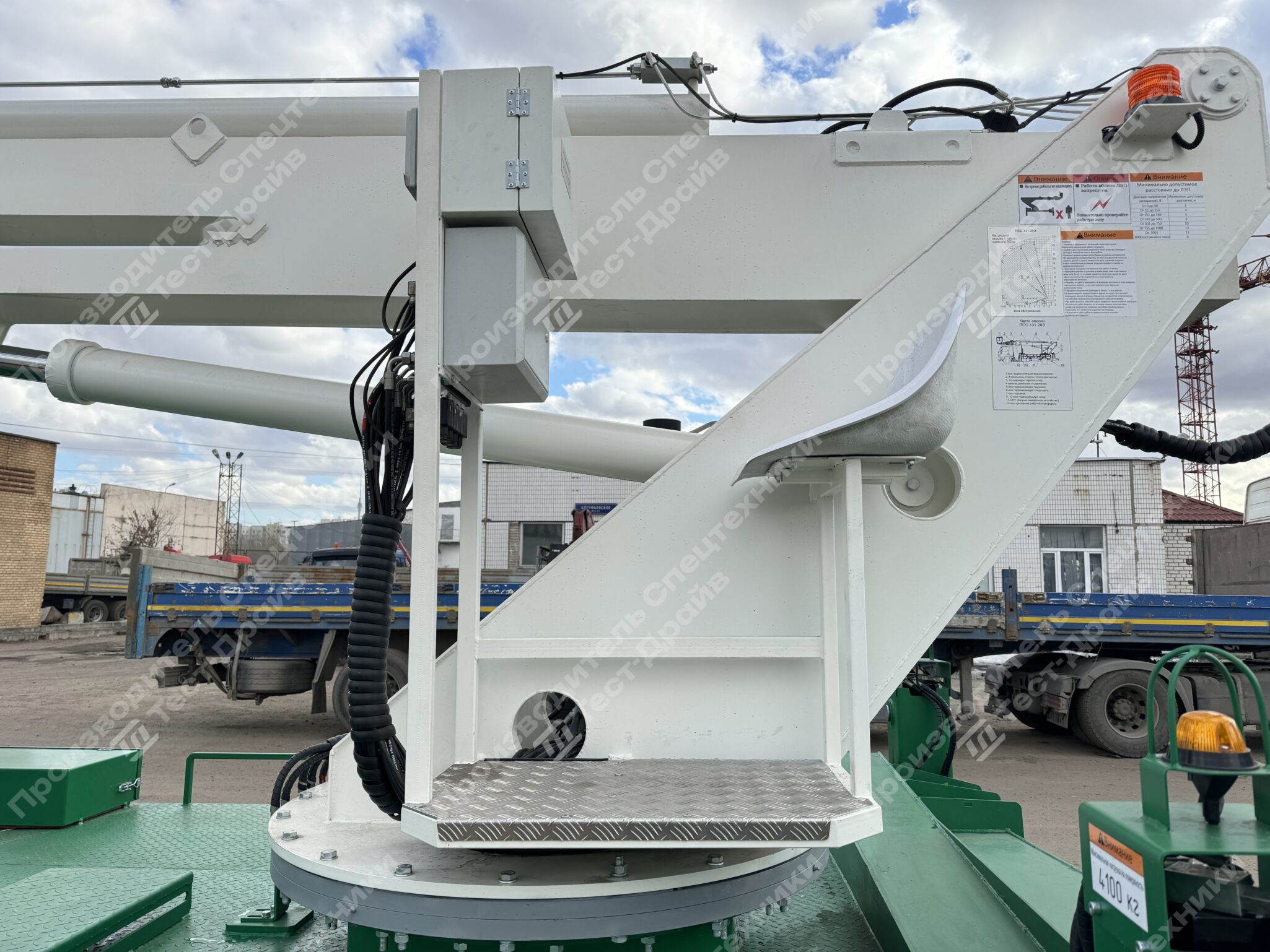 Автогидроподъемник JAC N90 4x2 ПСС-131.28Э GREENMASH Фото №20