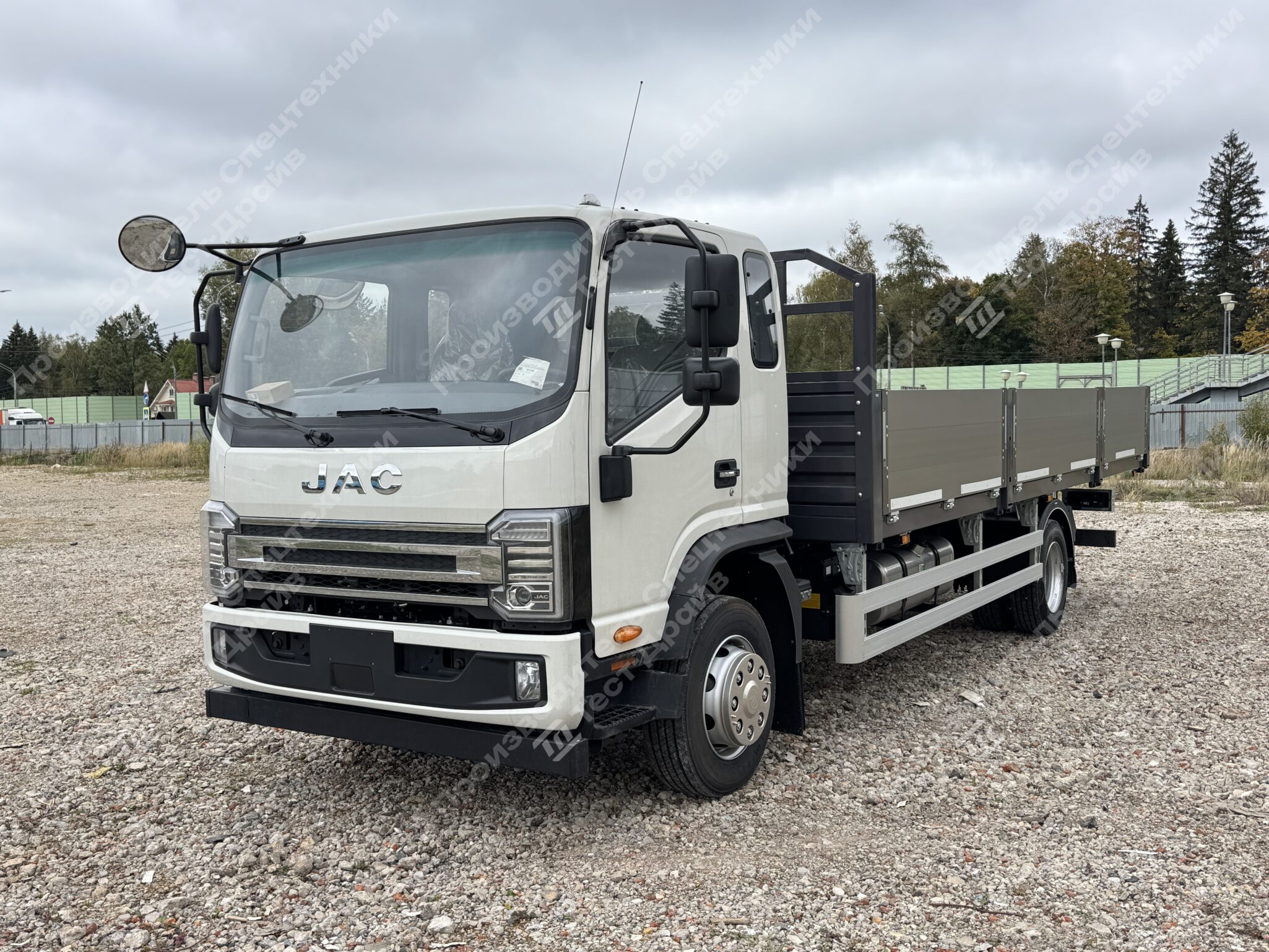 Бортовой JAC N120 6x2 Фото №3