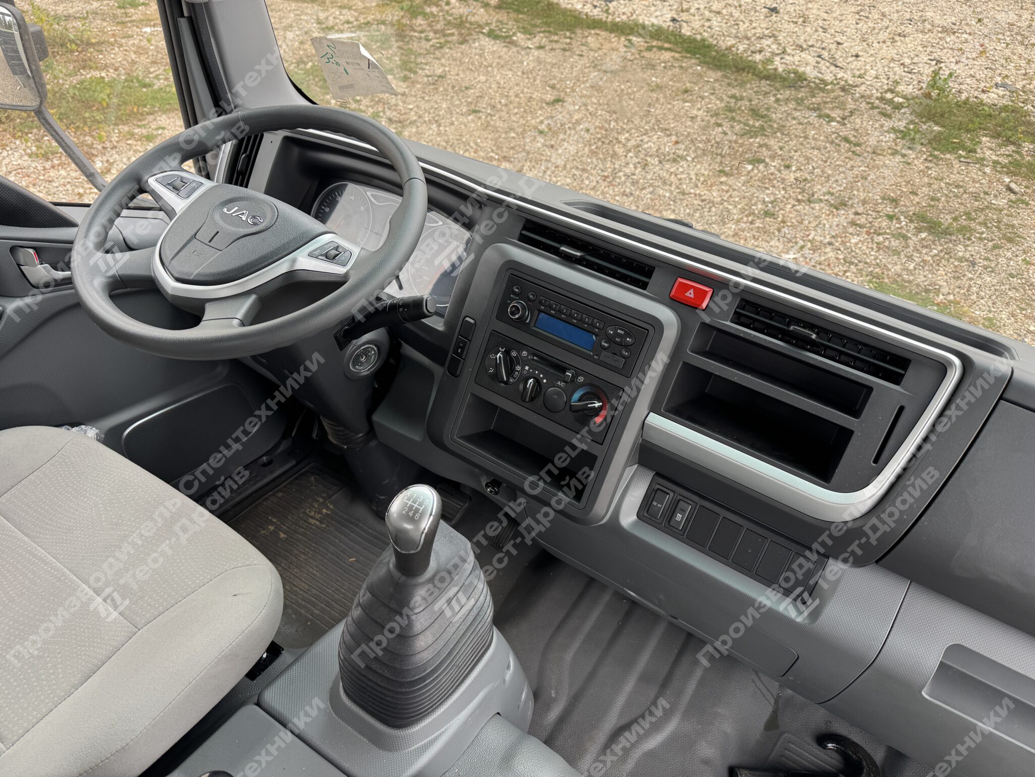 Бортовой JAC N120 6x2 Фото №24