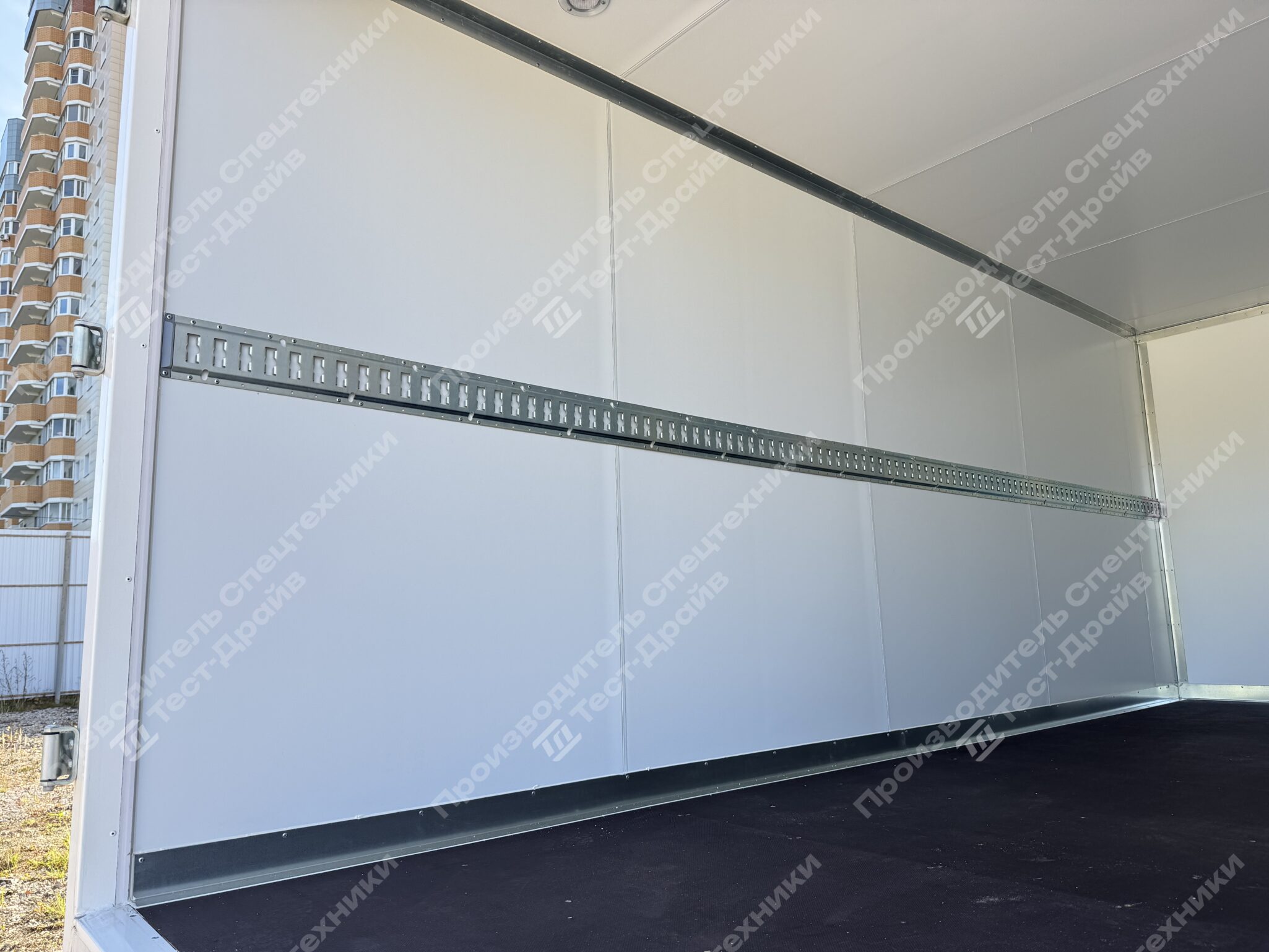 Изотермический фургон JAC N90N 4x2 Фото №10