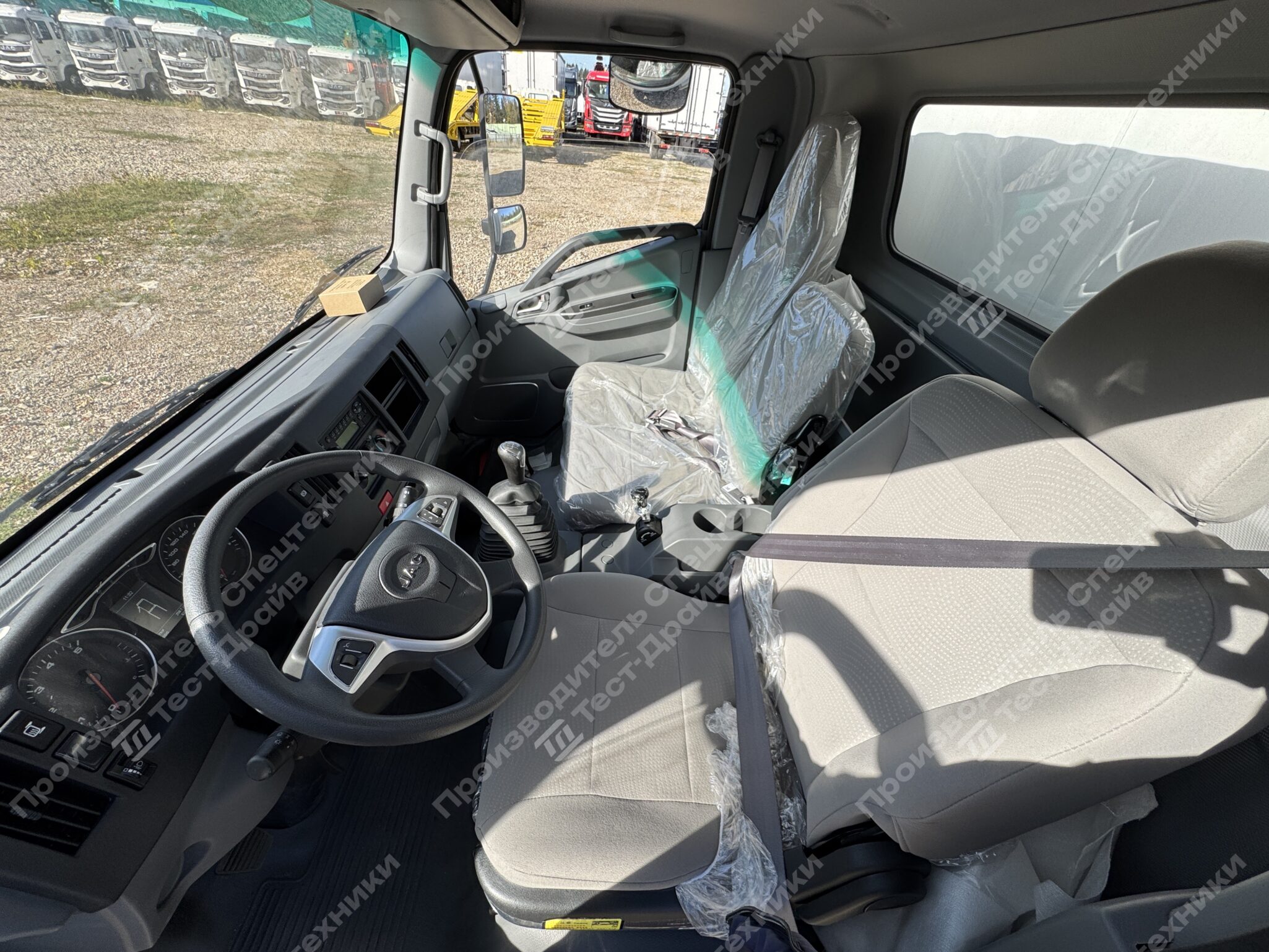 Изотермический фургон JAC N90N 4x2 Фото №18