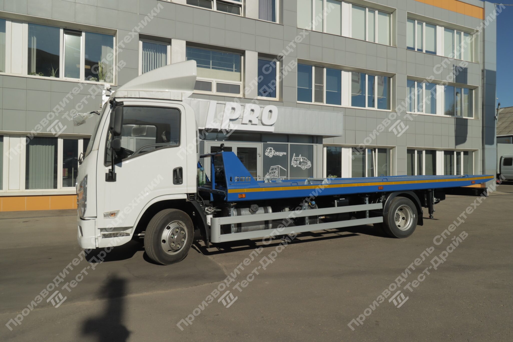 Эвакуатор SDAC YTQ1080KJ331 4x2 со сдвижной платформой Фото №1