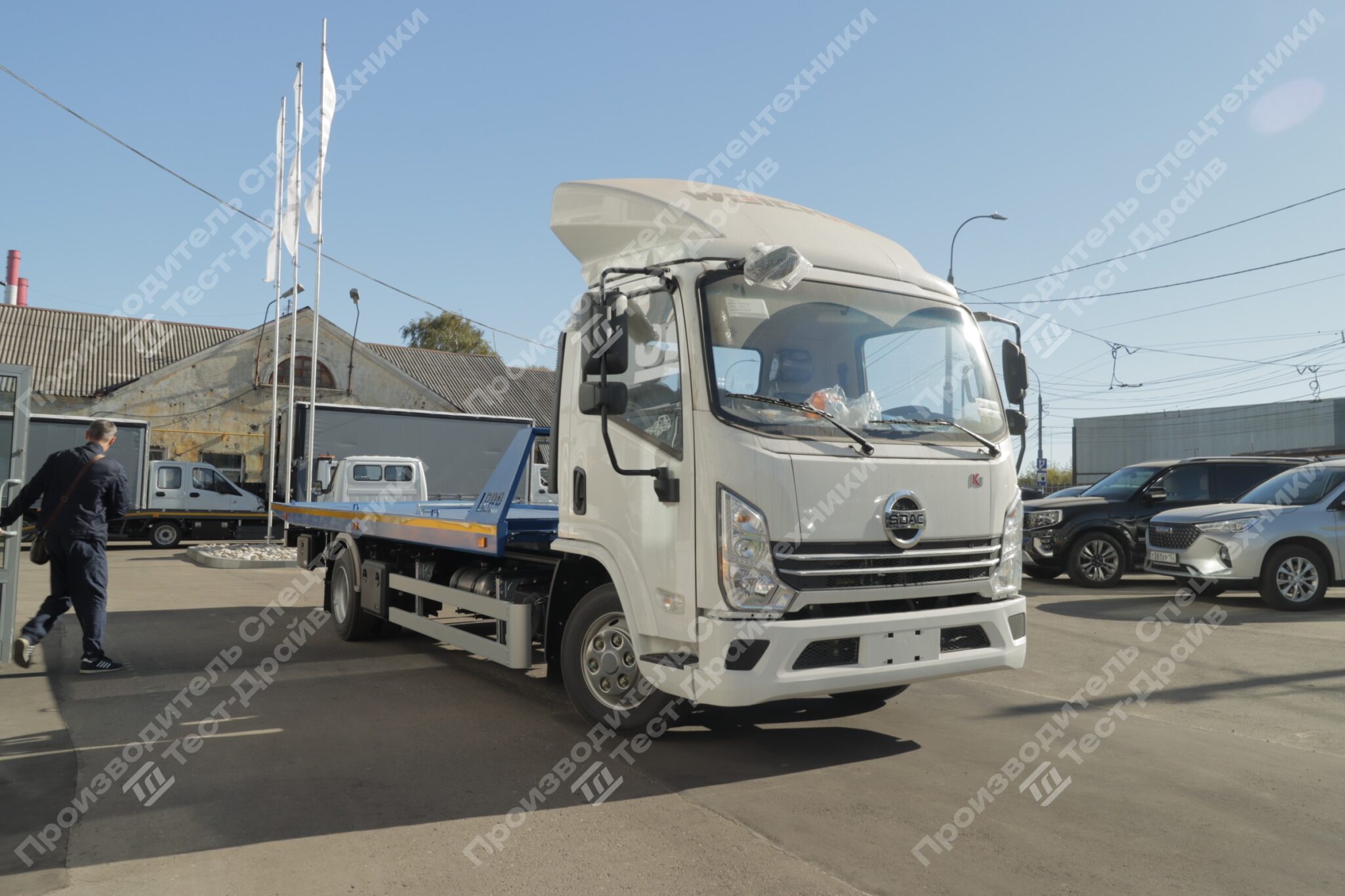 Эвакуатор SDAC YTQ1080KJ331 4x2 со сдвижной платформой Фото №12