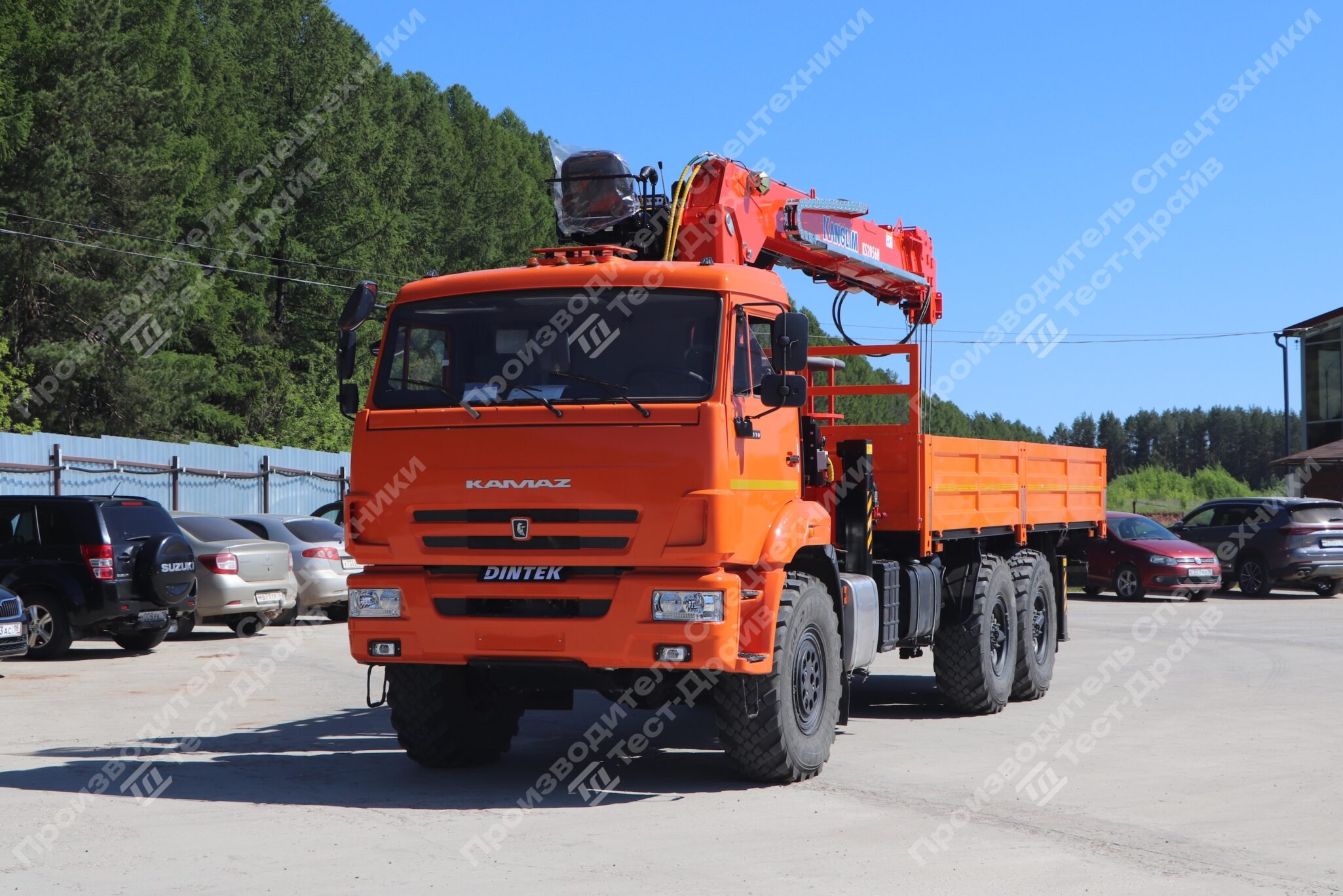 Бортовой КамАЗ-43118 6x6 с КМУ Kanglim KS2056 Фото №15