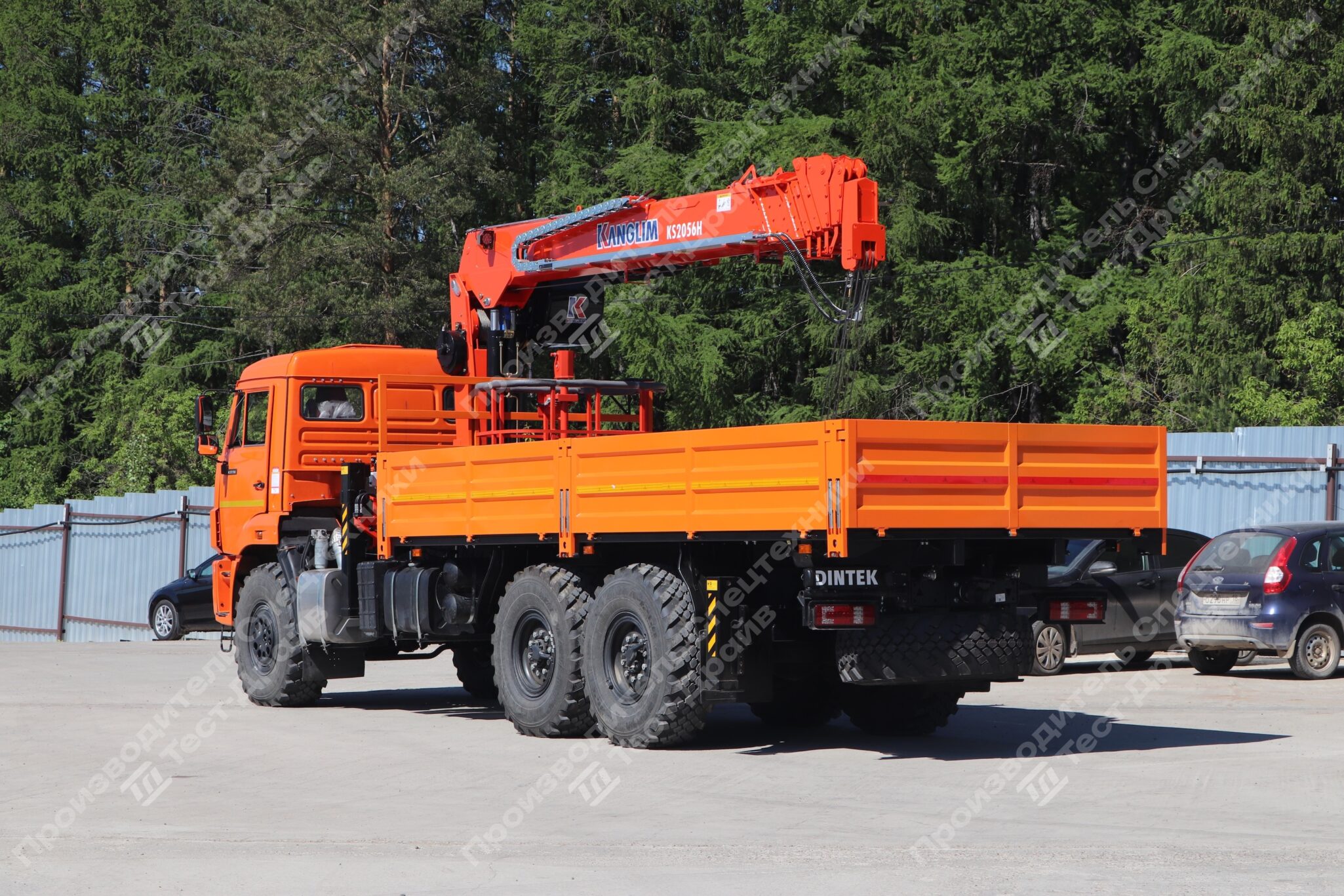 Бортовой КамАЗ-43118 6x6 с КМУ Kanglim KS2056 Фото №26