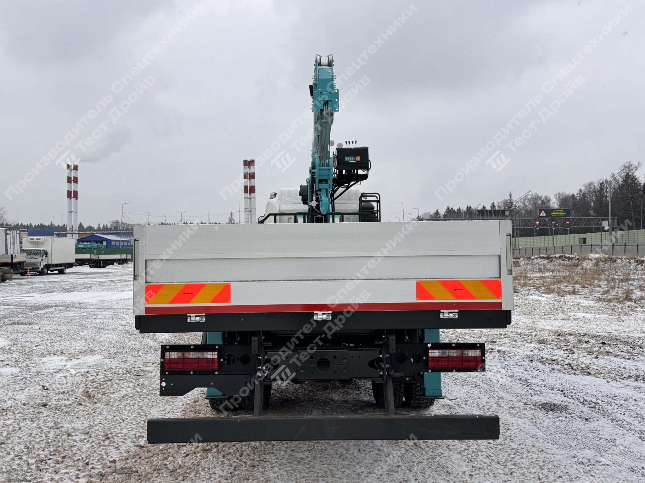 Бортовой JAC N200 6x4 с КМУ HKTC HLC 8016 Фото №5