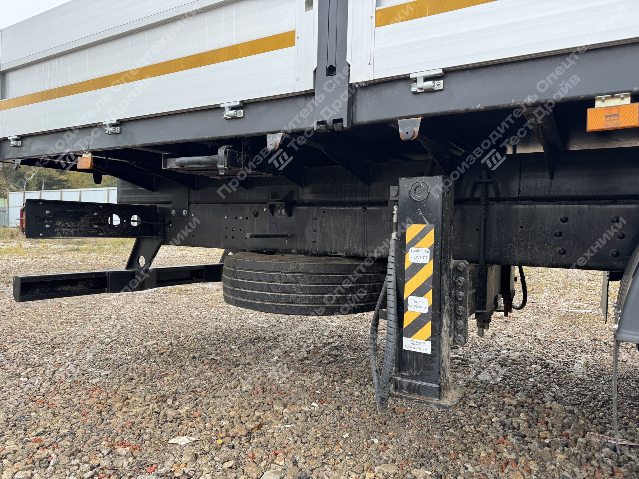 Бортовой с КМУ SK-V816 JAC N200 6x4 Фото №10