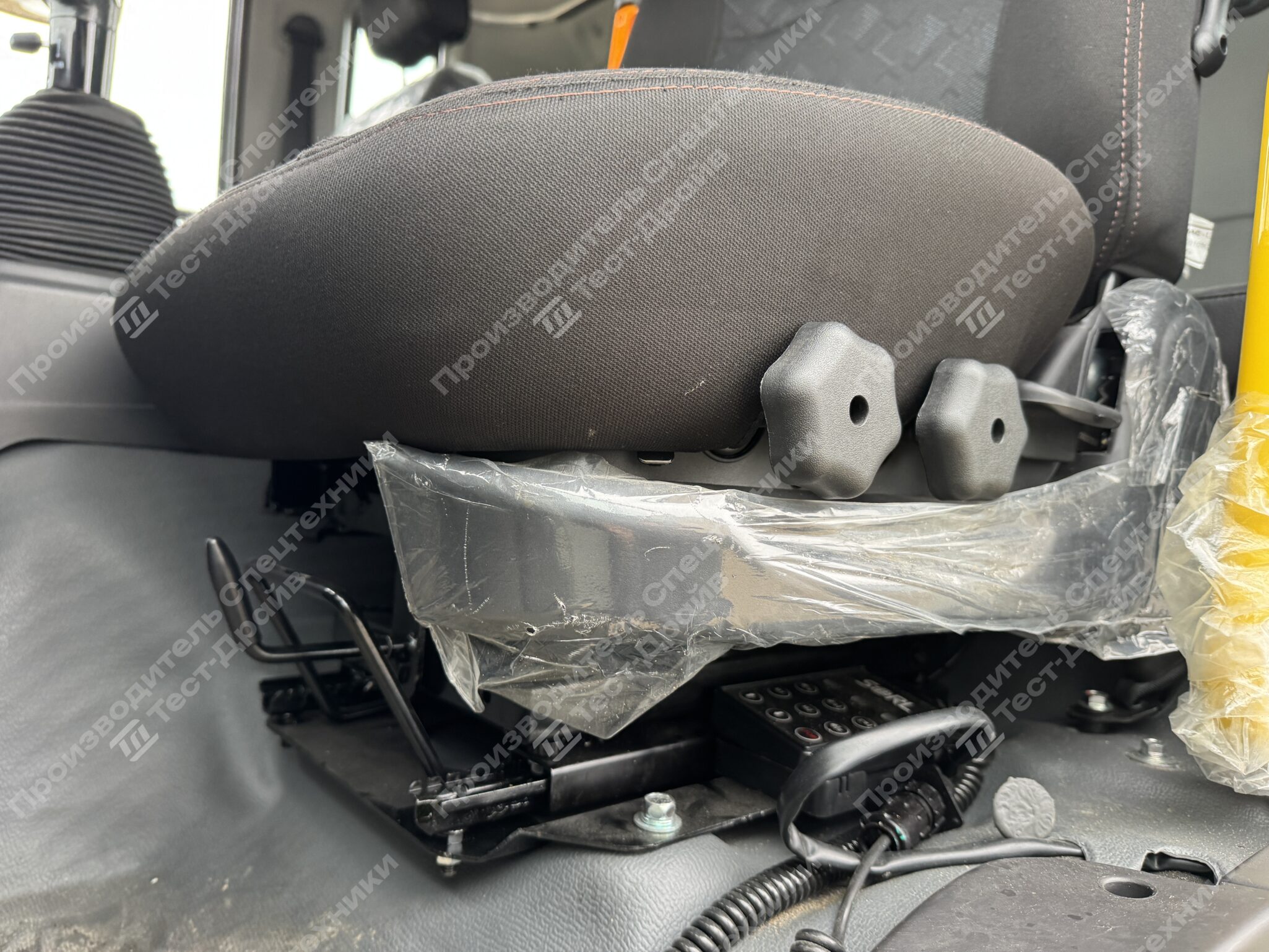 Бортовой с КМУ SK-V816 JAC N200 6x4 Фото №18