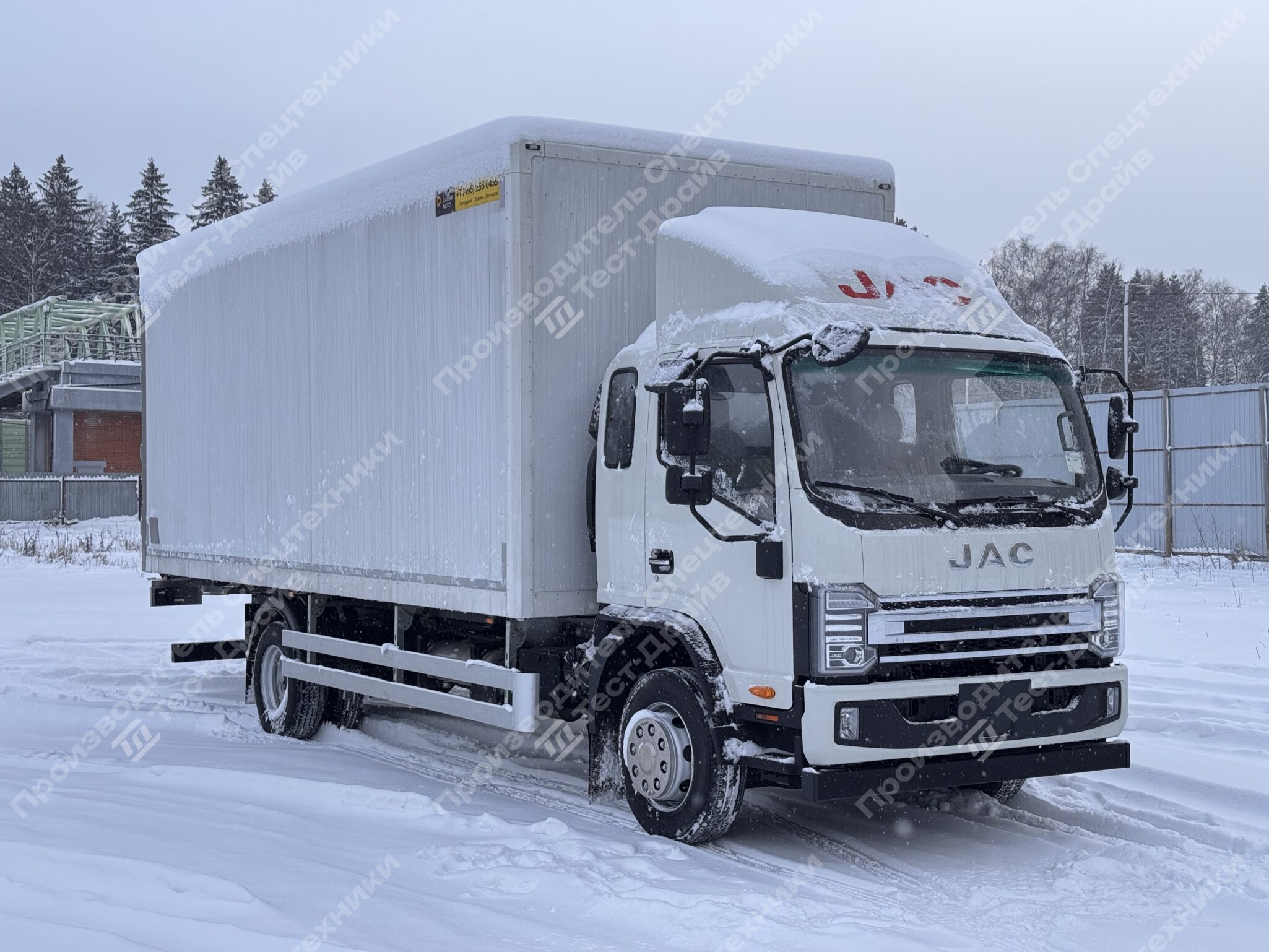 Автофургон изотермический JAC N120 4x2 Фото №2