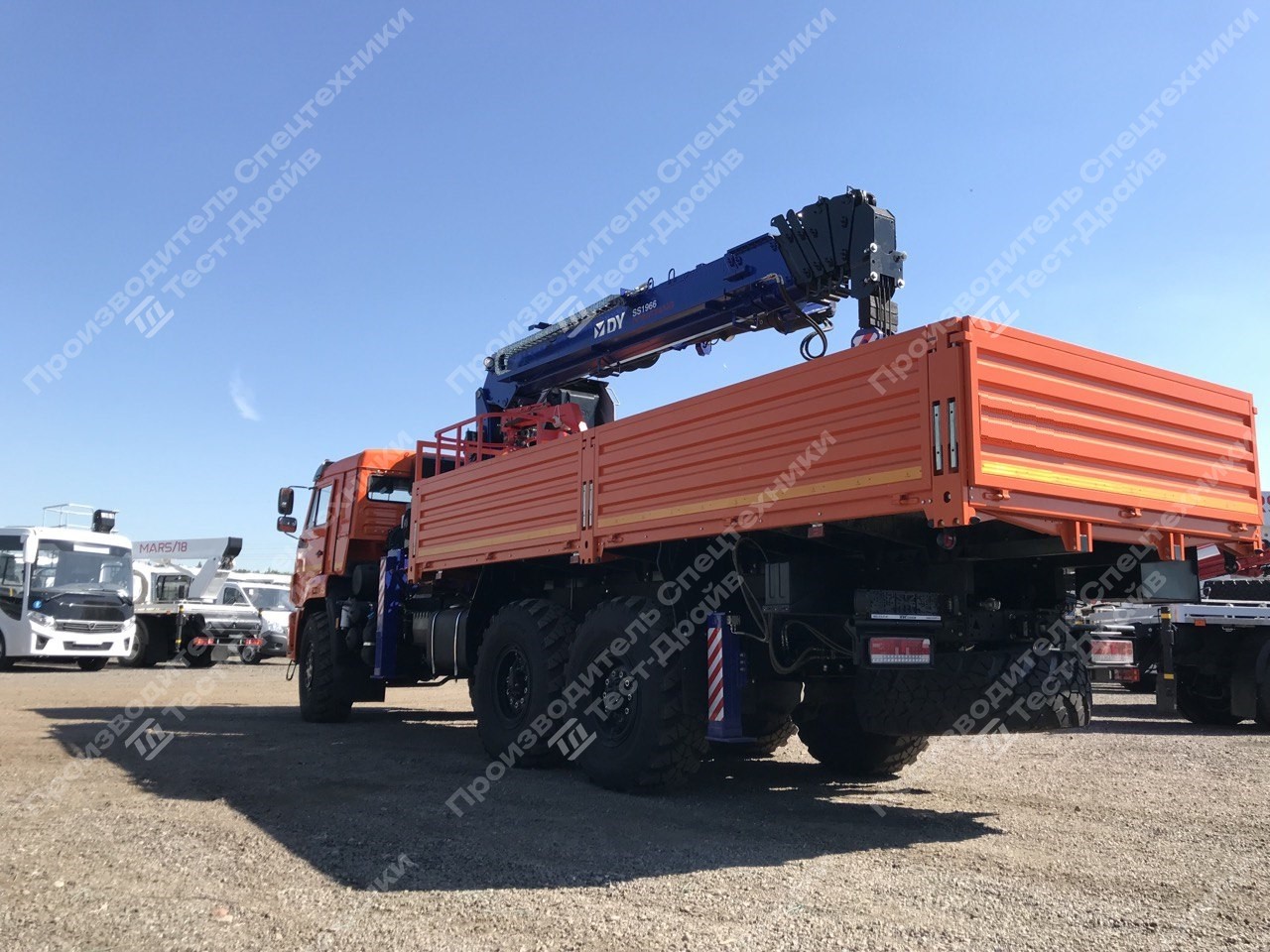 Бортовой КамАЗ-43118 6x6 с КМУ DongYang RS1966 и буровым оборудованием Фото №5